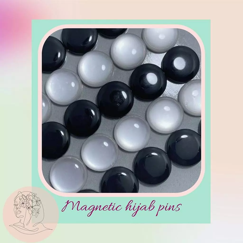 3 MAGNETIC PINS