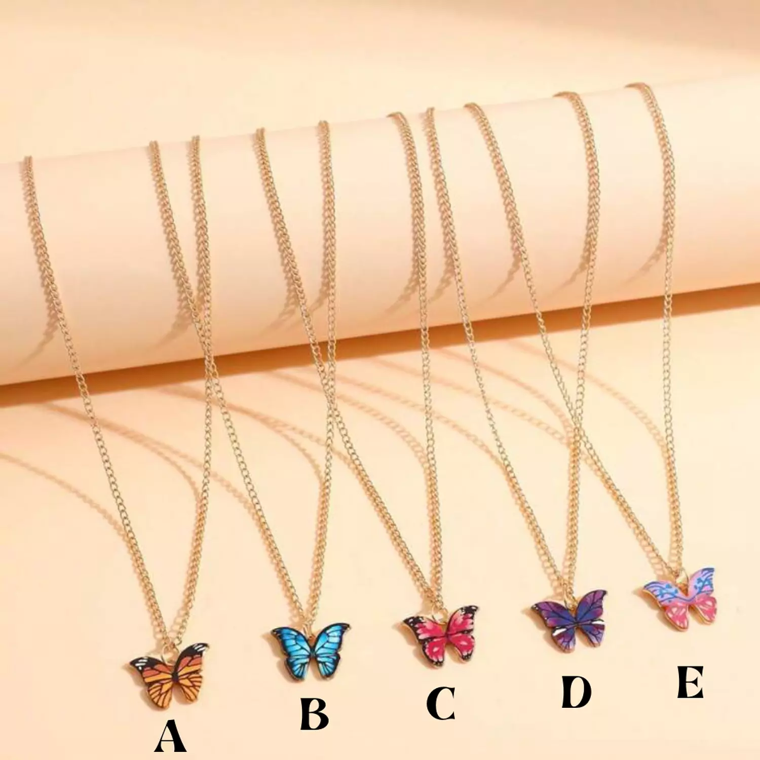 1 Pc Butterfly Necklace hover image