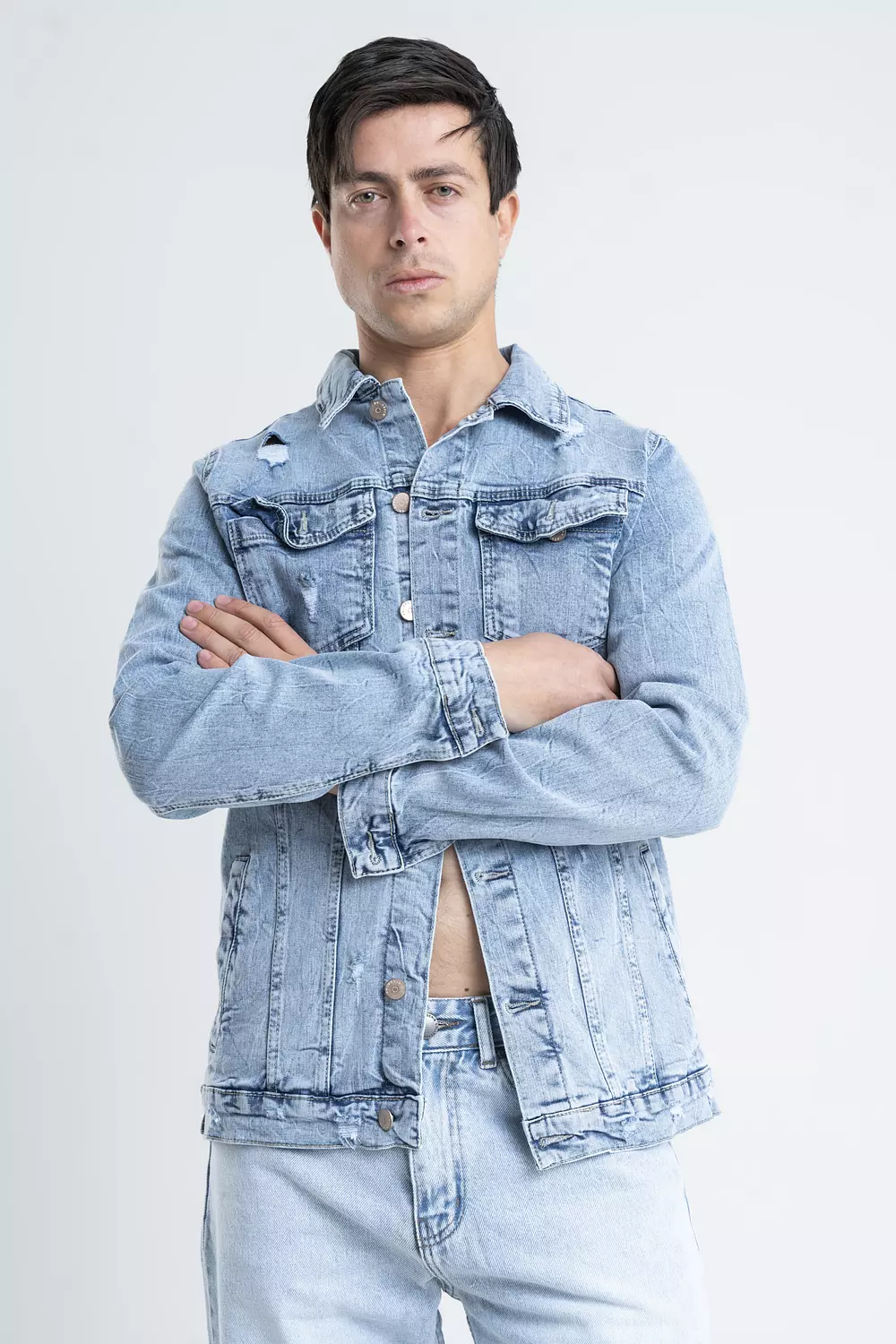 DENIM JACKET WITH ZIPPER AT BACK hover image