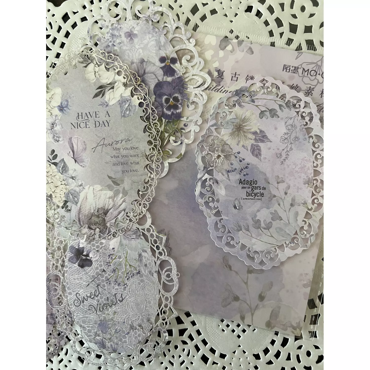 Printed Doilies  18