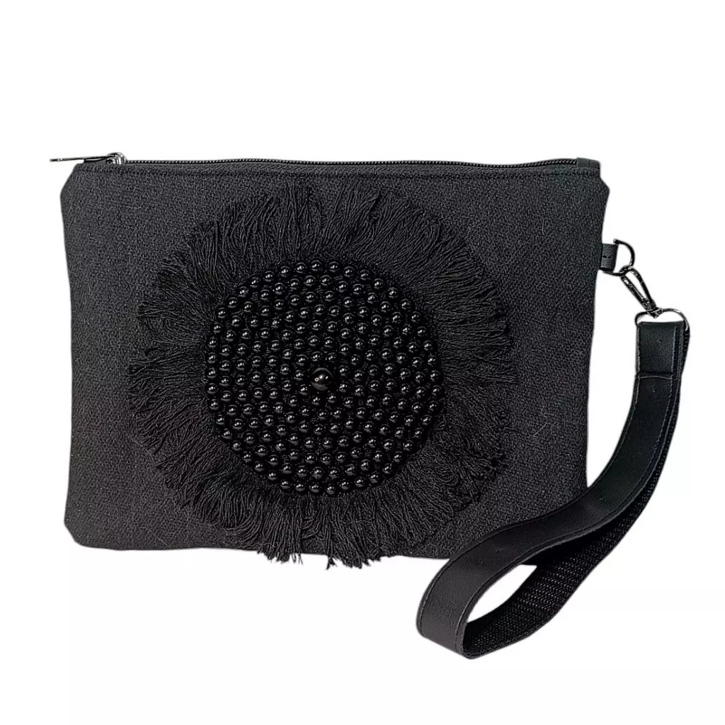 Black dekke clutch with black pearls (A.3-34)