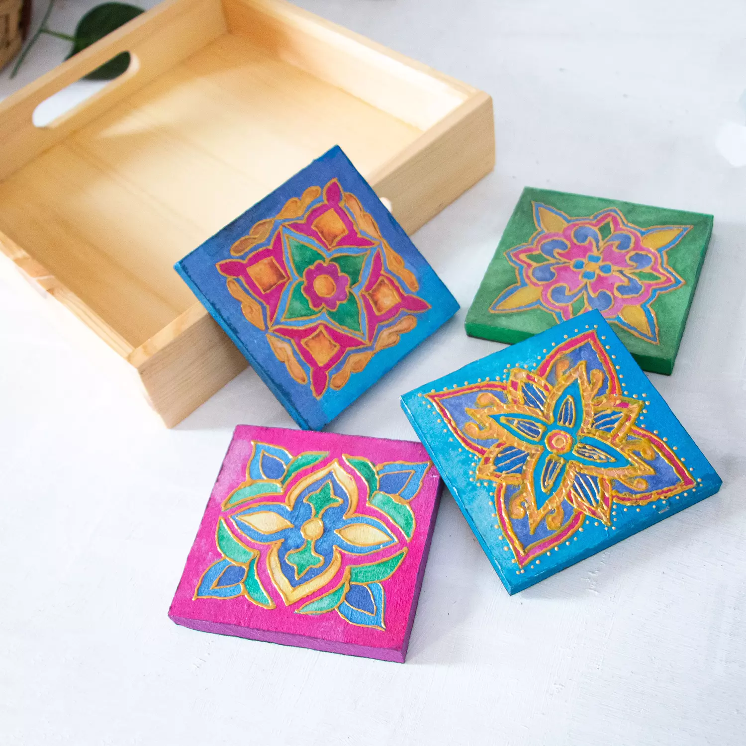 Arabic Blossom coasters wooden tray   6