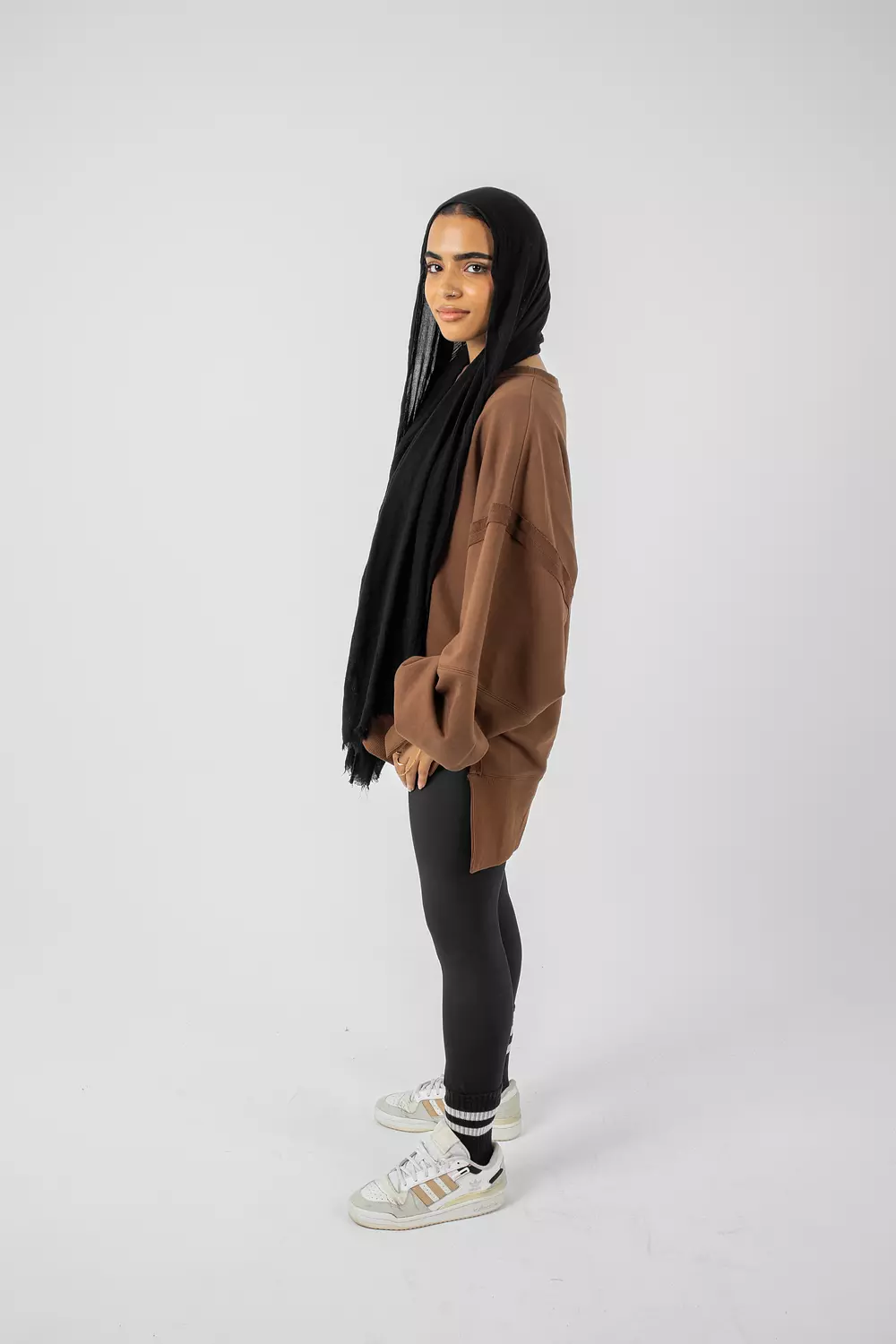 Everyday Sweatshirt in Cocoa Brown 2