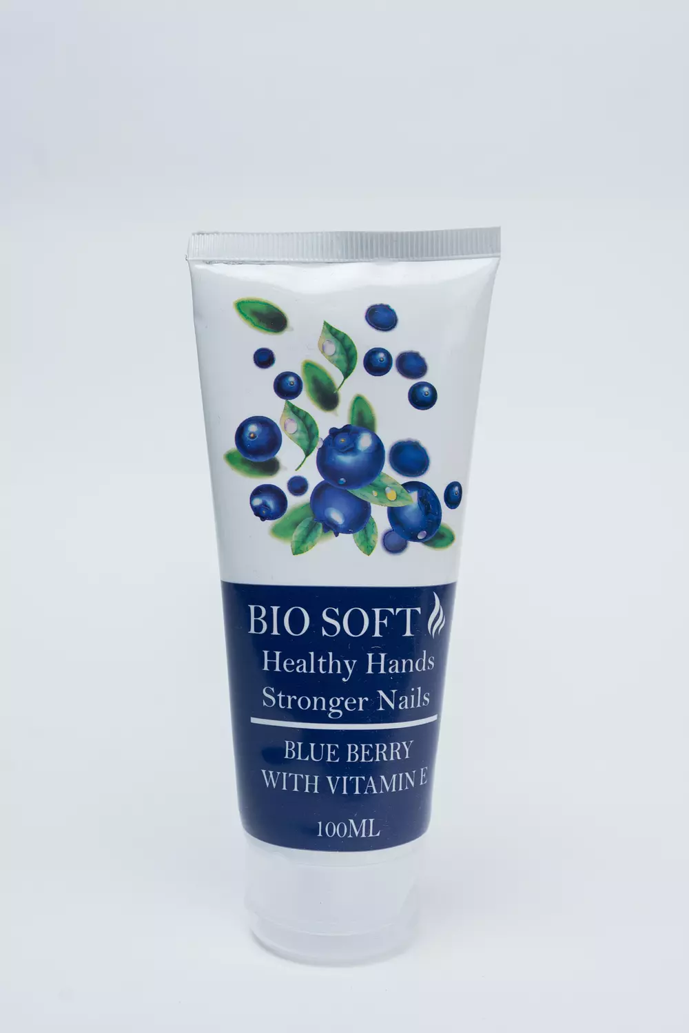 Hand cream with Cranberry & Vitamin E hover image