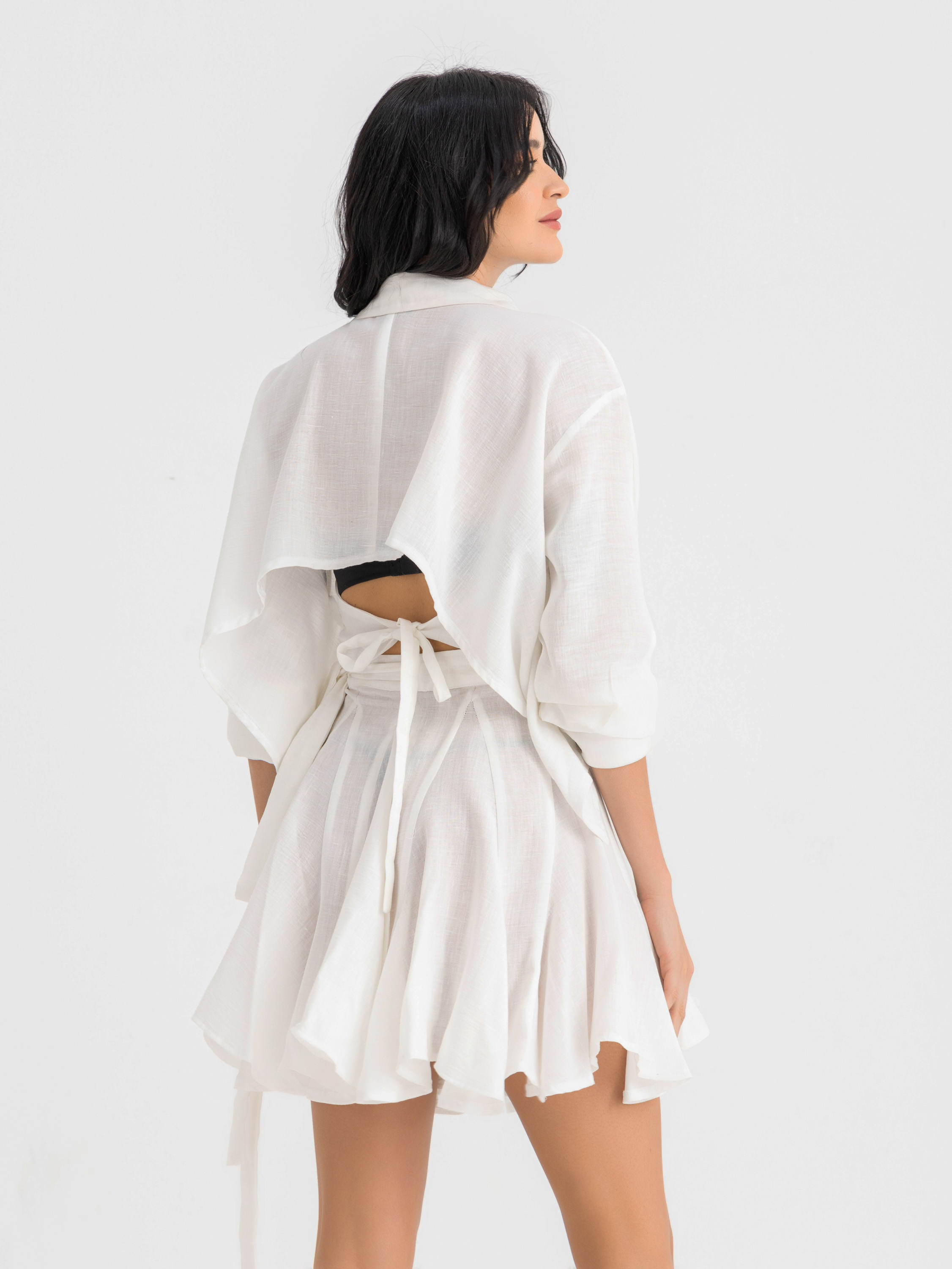 The JAMILA linen cropped shirt 3