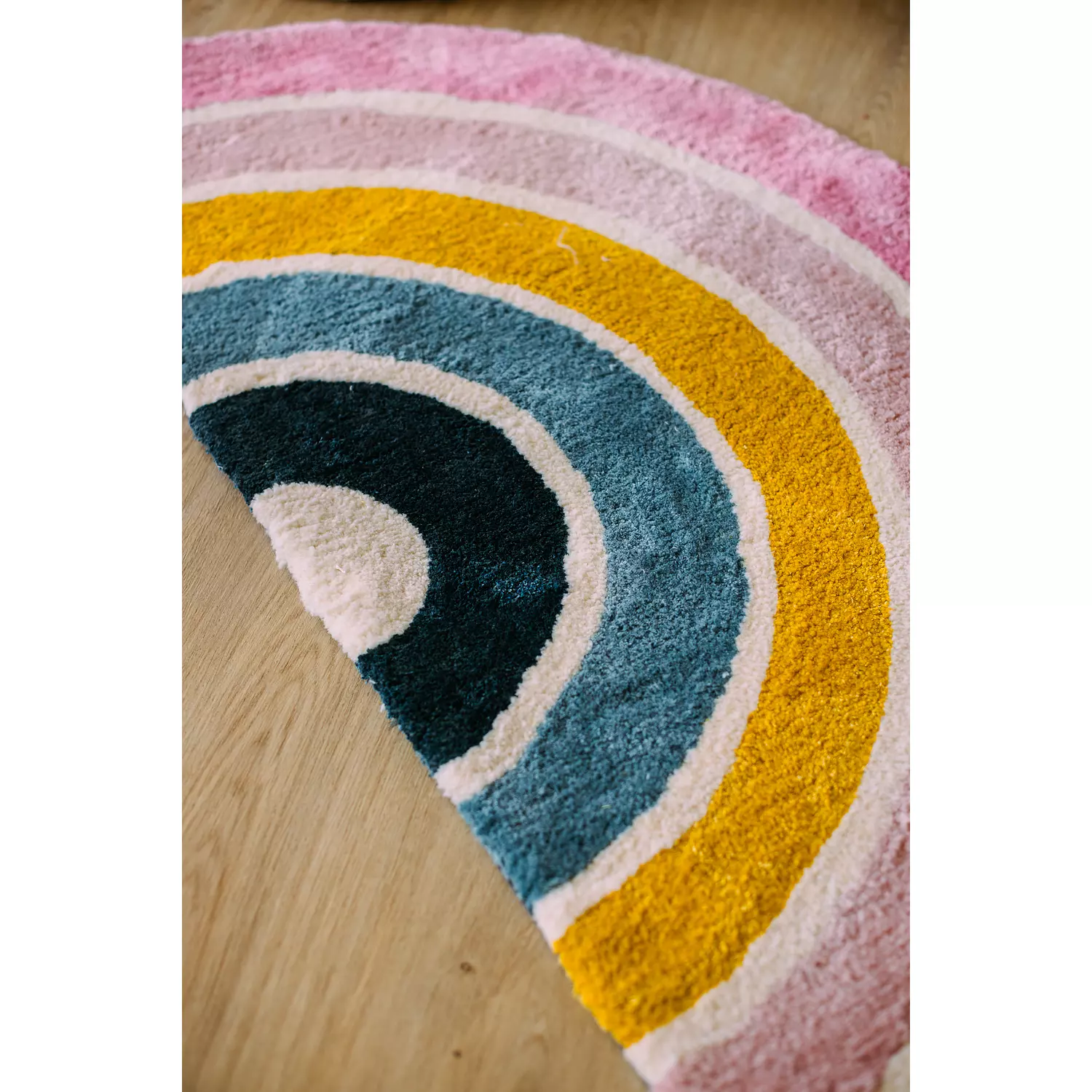 Rainbow tufted rug 1