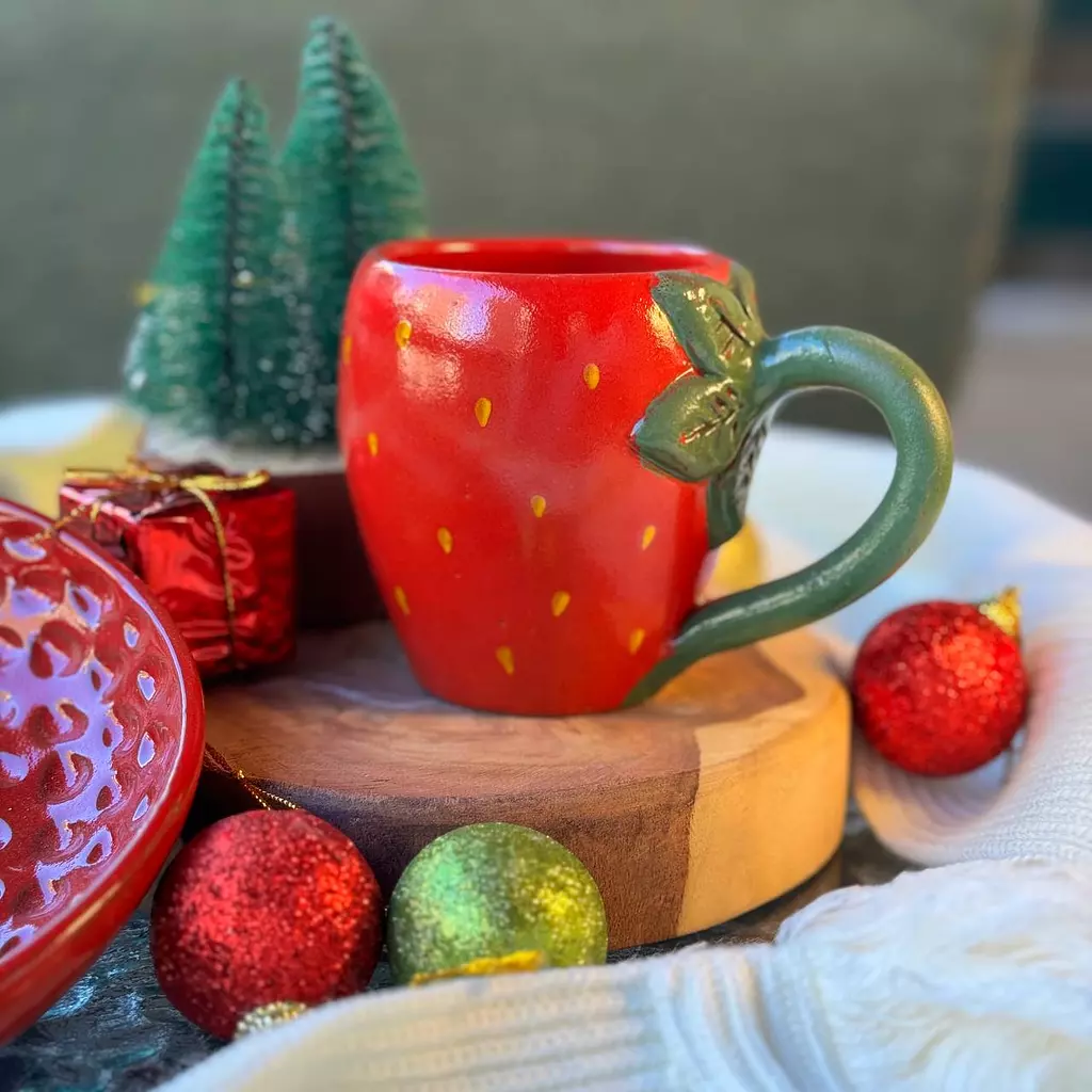 Strawberry mug