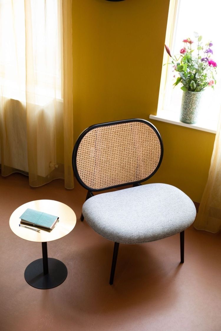 Victory Chair 6