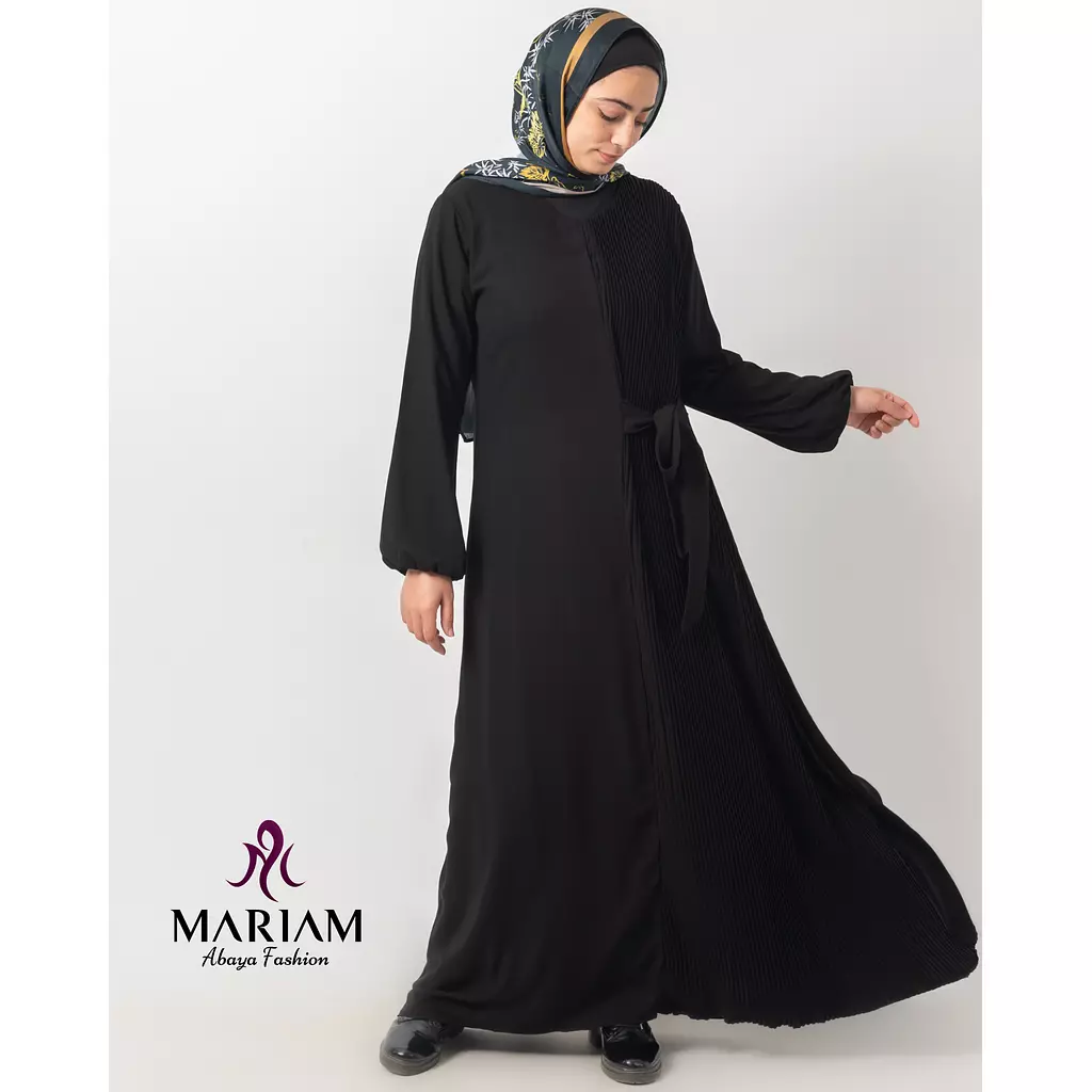  Pleated abaya Code A001