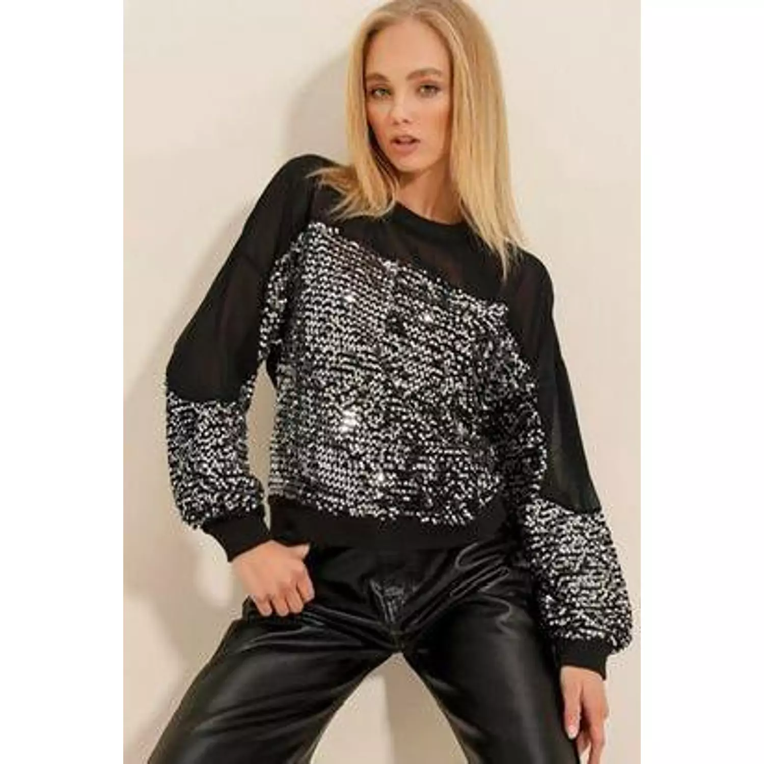 Women's Black Crew Neck Sequin And Tulle Detailed Sweat Blouse hover image