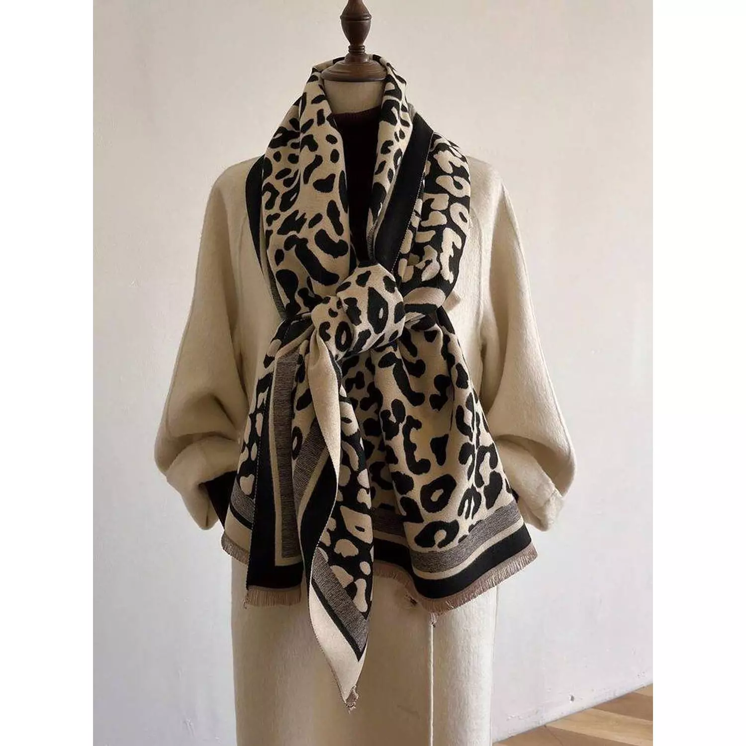 Leopard print scarf  hover image