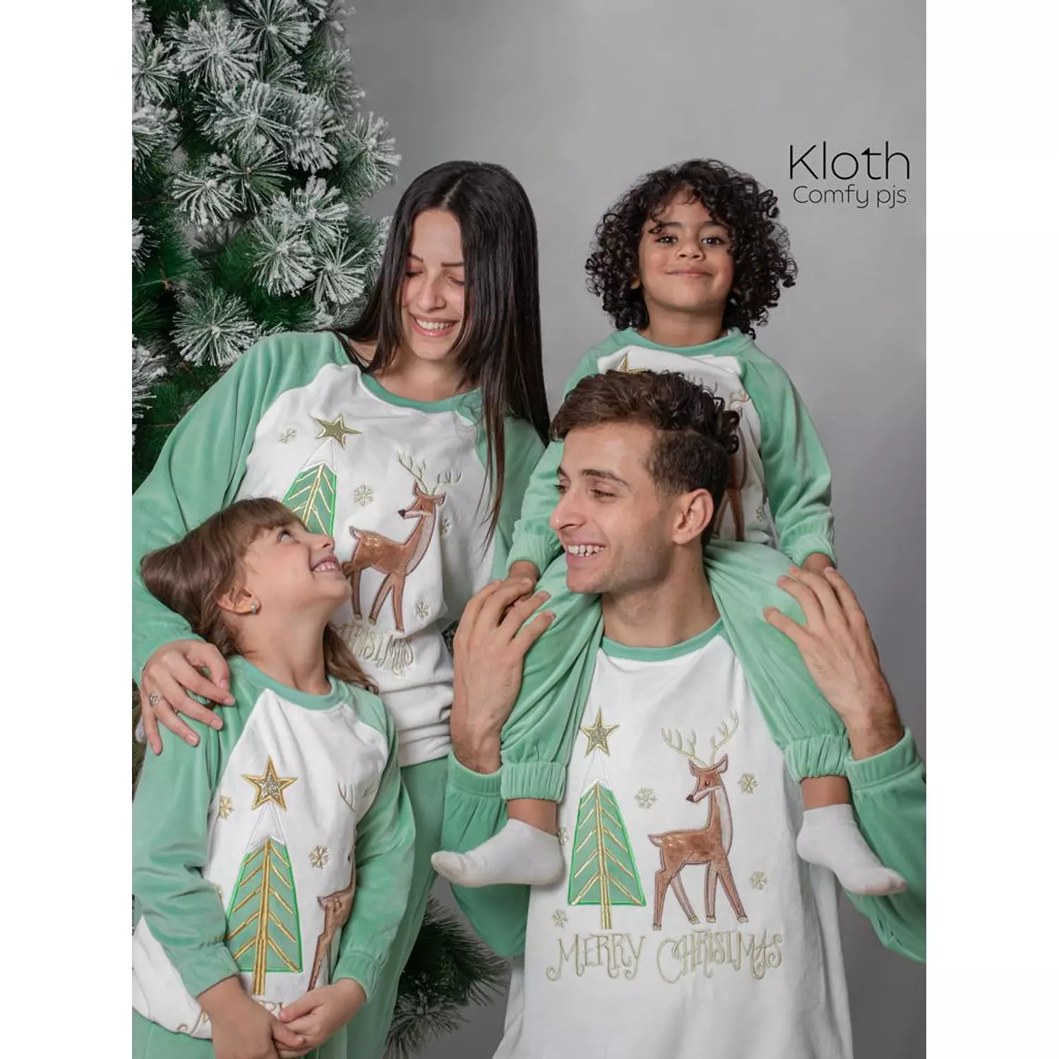 Reindeer christmas  pajamas for kids   1