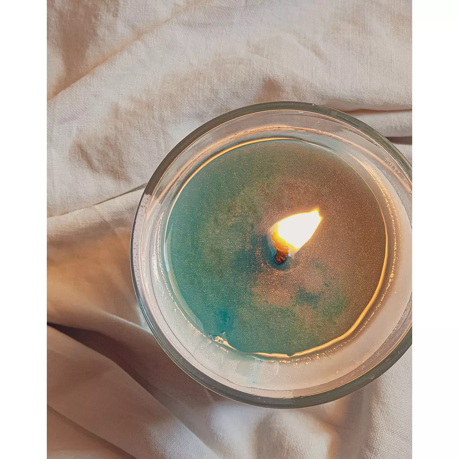 shimmery candle 8