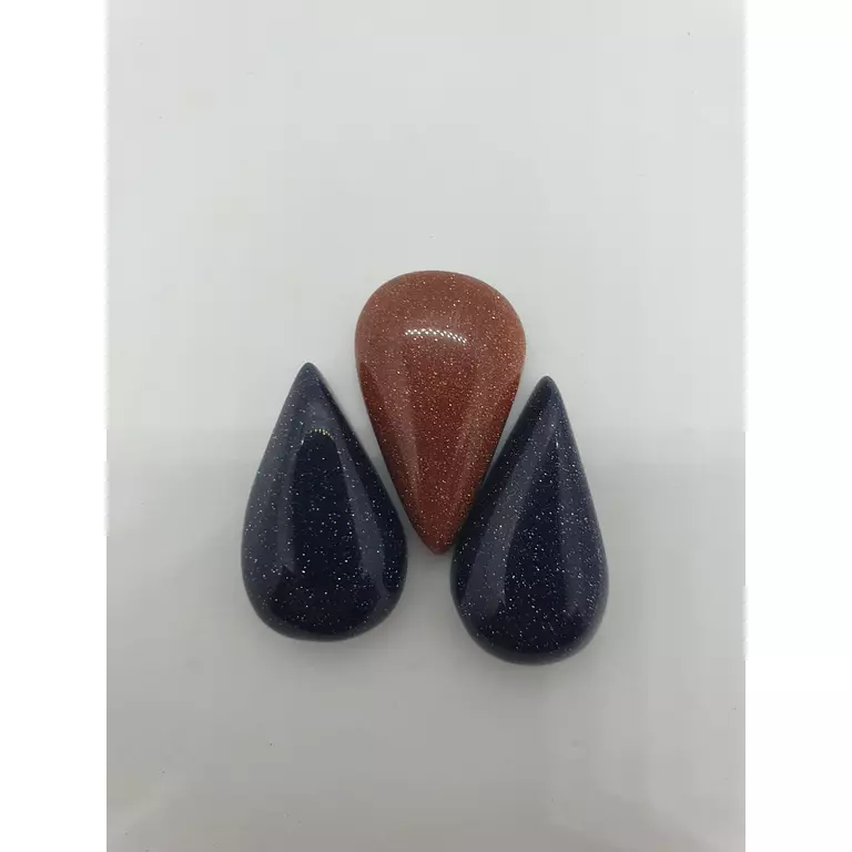 <p><strong><span style="color: #fbb03b">Starry stone</span></strong></p>