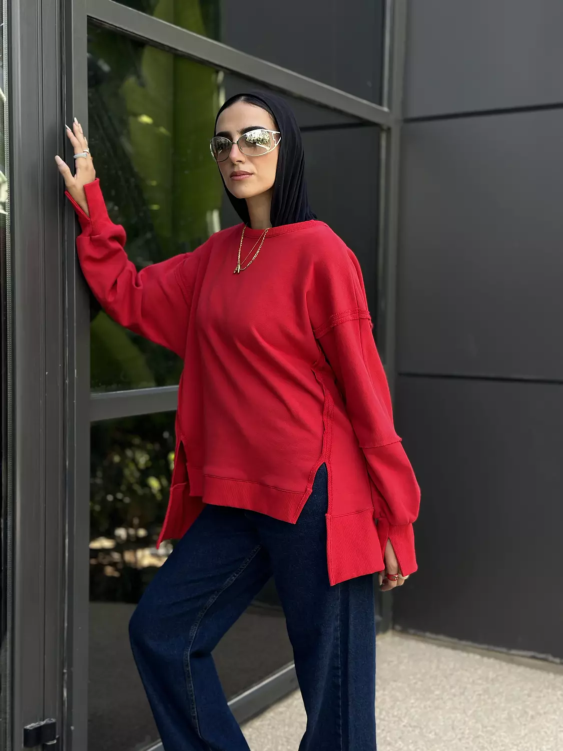 COZY SWEETSHIRT IN CRIMSON RED-2nd-img