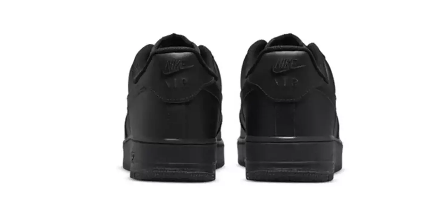 Nike Air Force 1 '07 black women 4