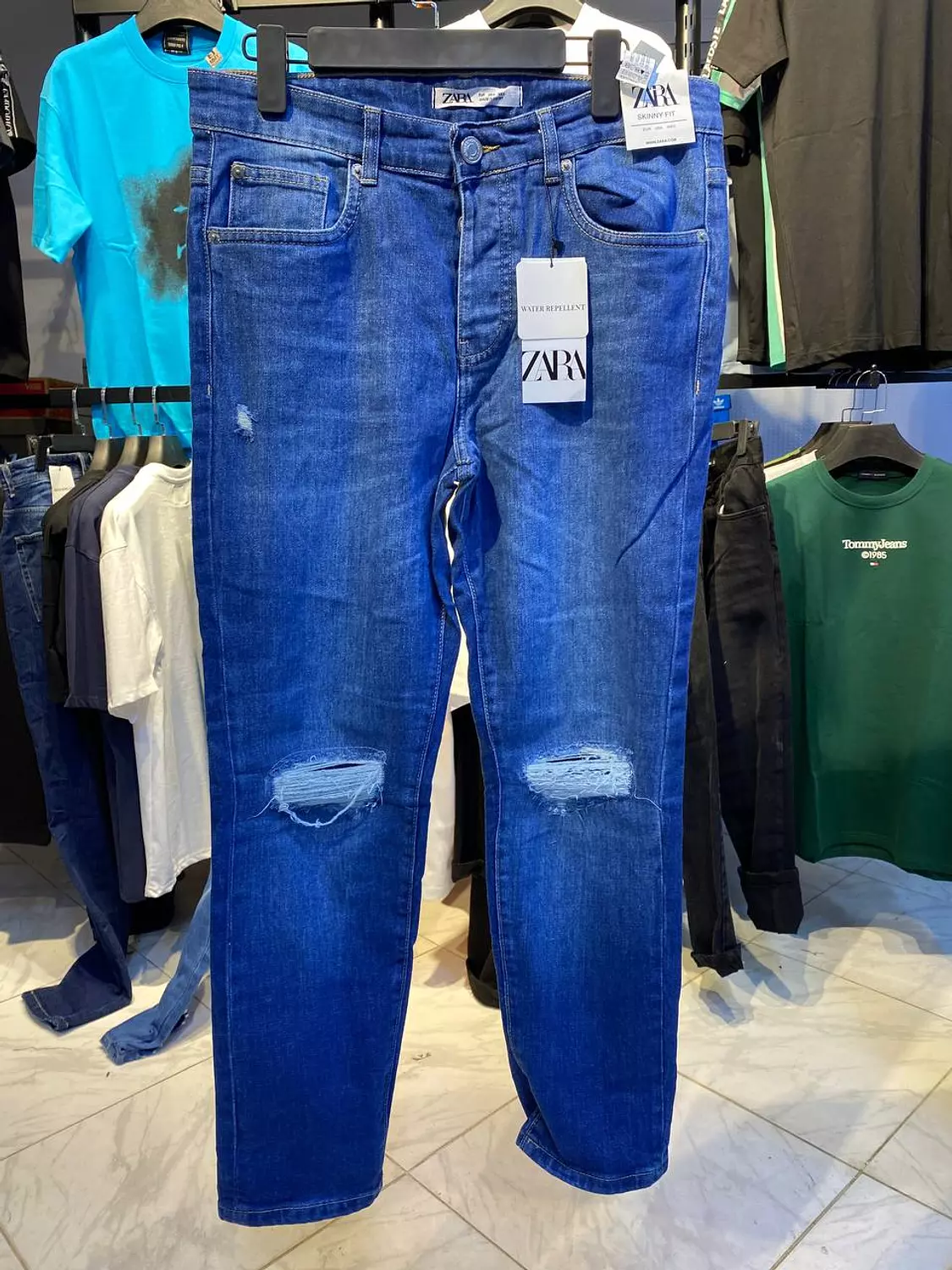 Zara cutting jeans-blue hover image