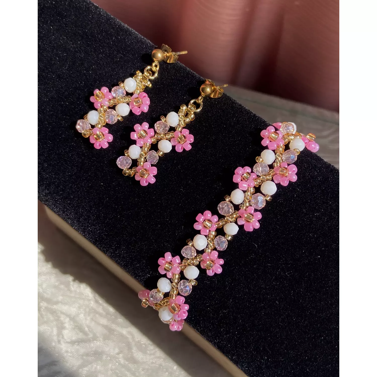 ✨Floria design ✨Pink flowers with white and rose crystal set 🩷✨ 2