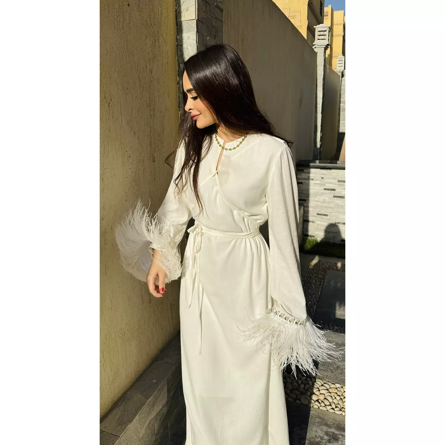 The Dove Feathers Customized Abaya  hover image