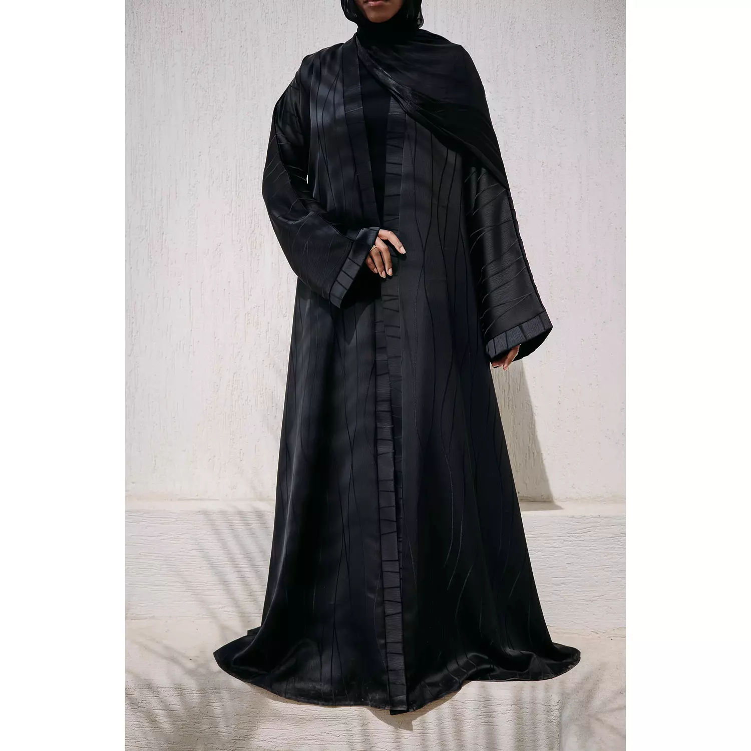 Jacquard Kaftan in Black 4