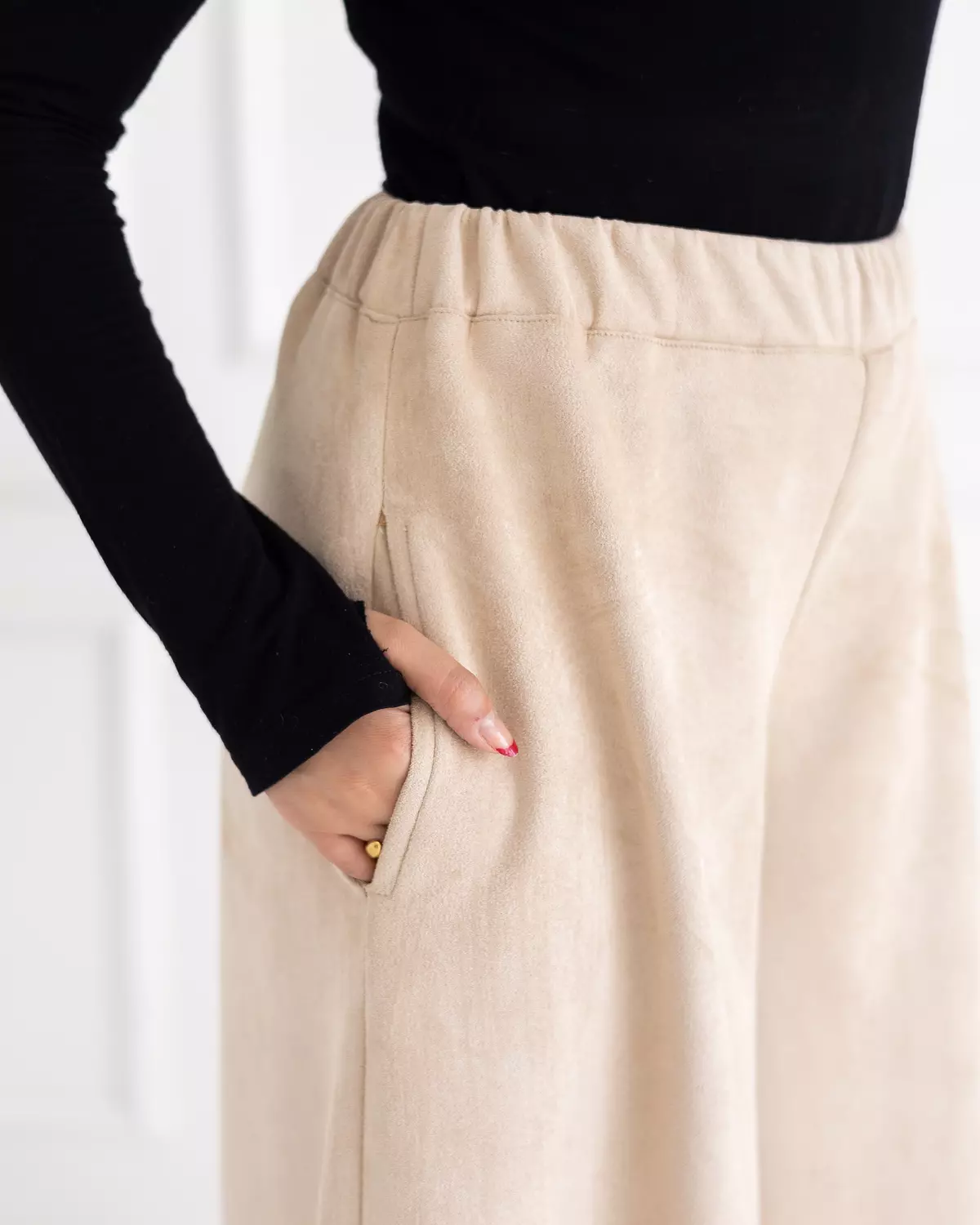 Beige pants 3