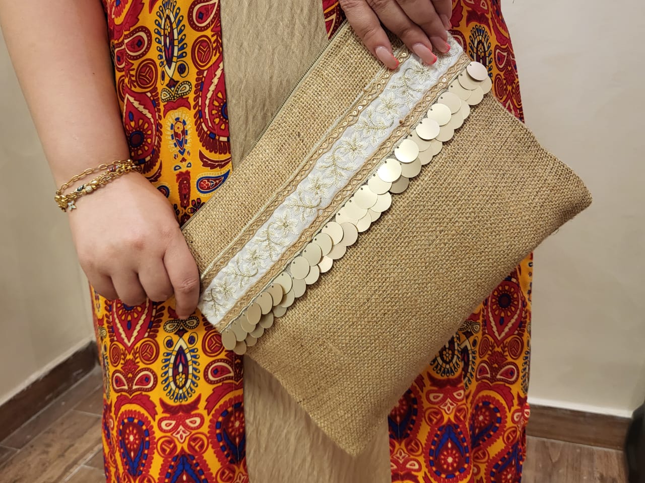 Luxurious Summer Clutch 2