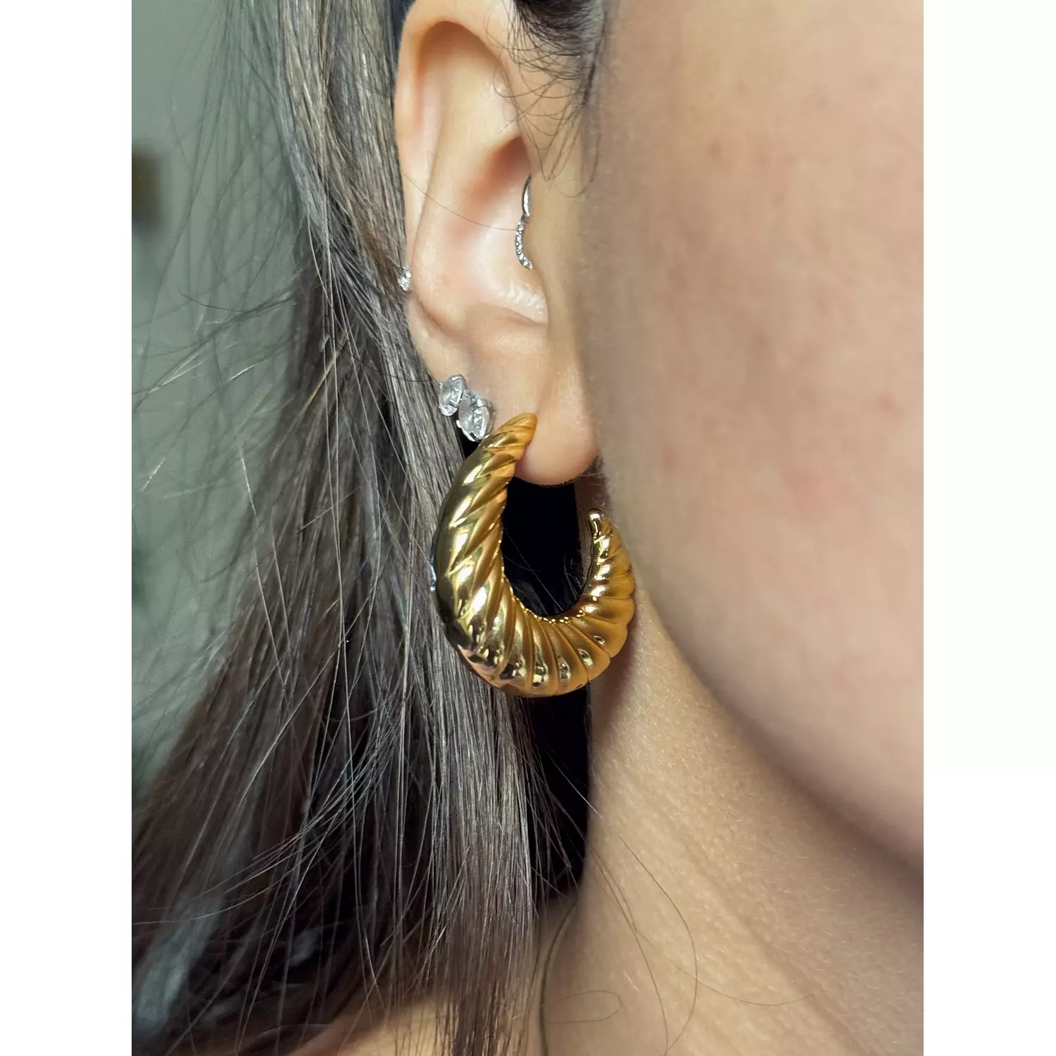 Chunky gold earings  hover image