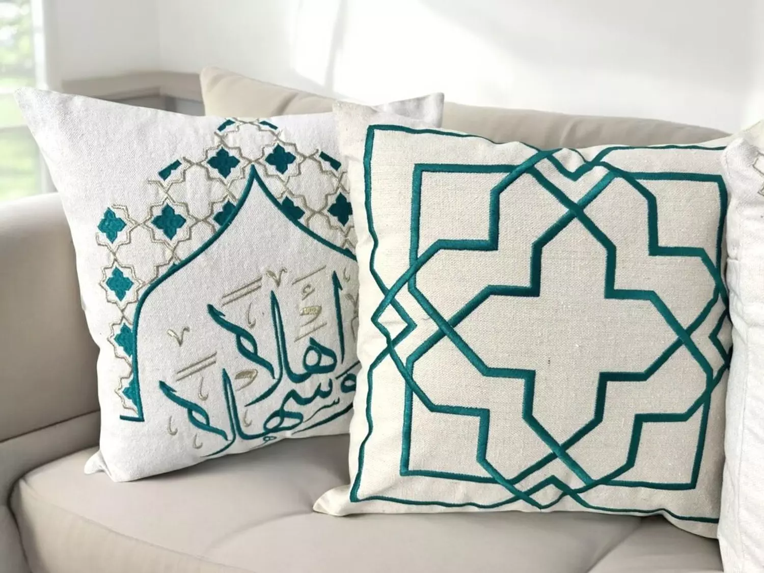 Cushion " أهلاً و سهلاً " hover image