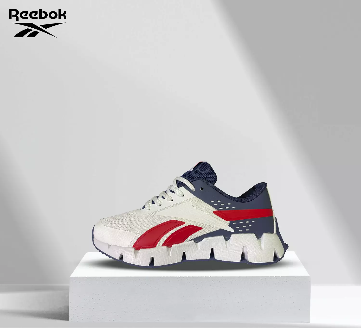 REEBOK RUNNING SHOES hover image