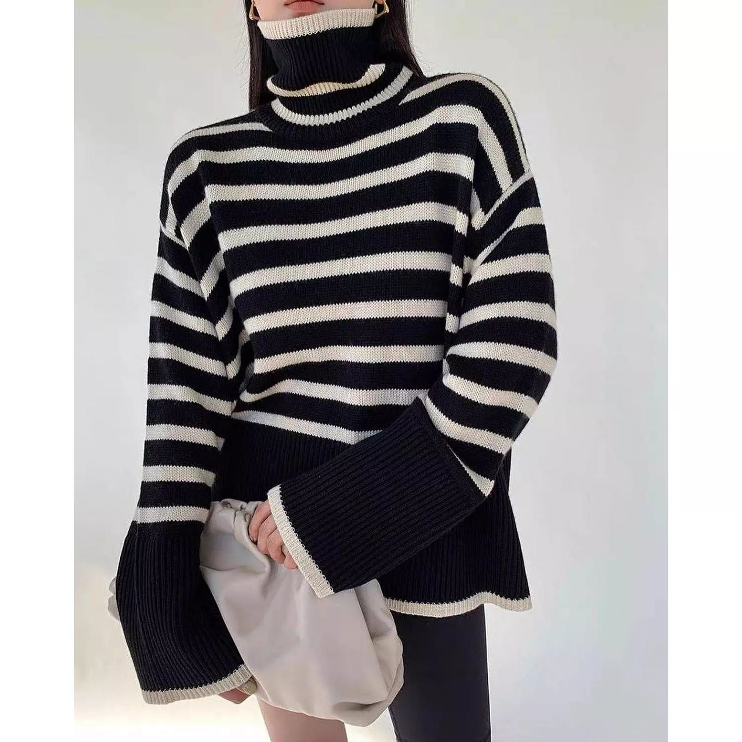 Striped pullover  2