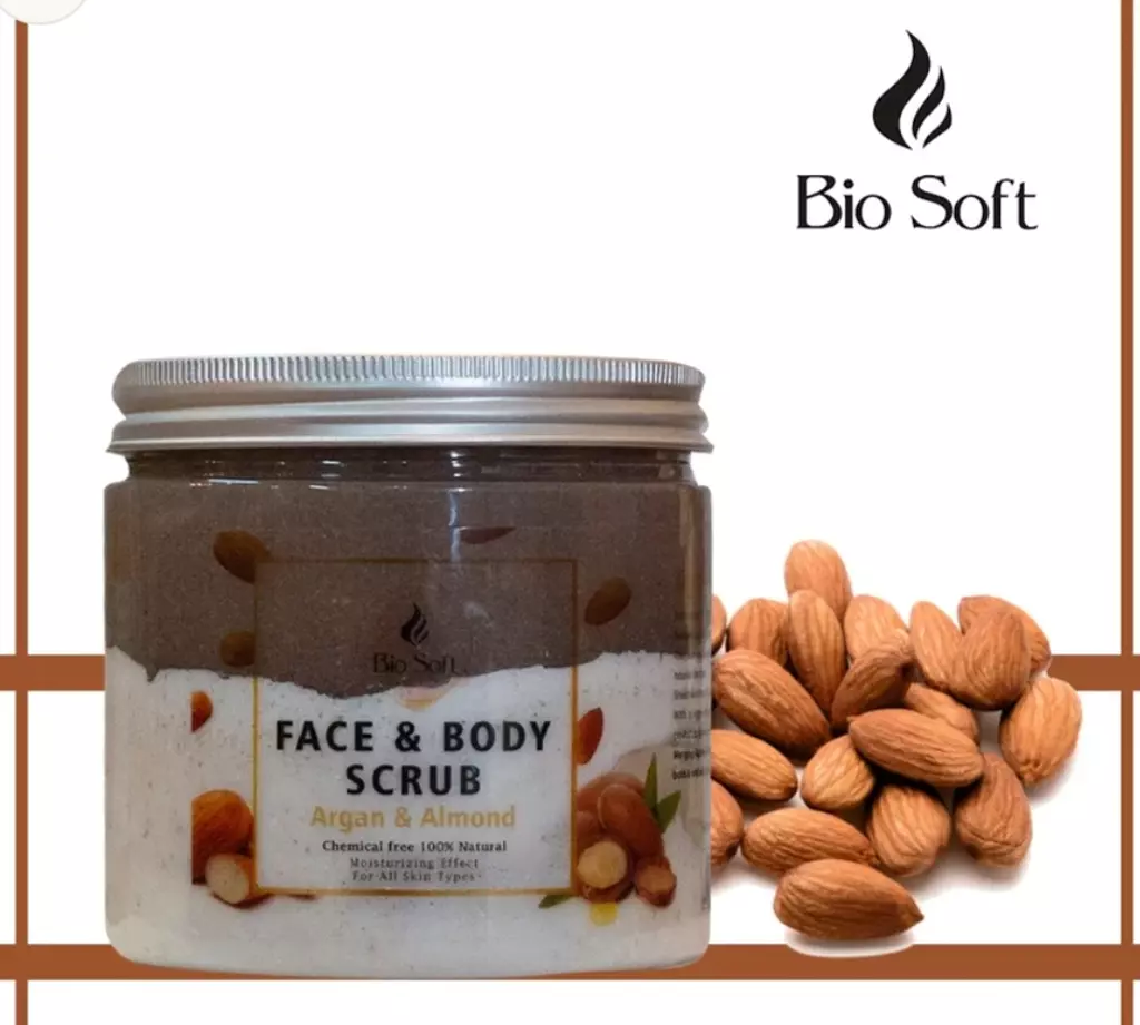 Scrub with Almond & Argan 