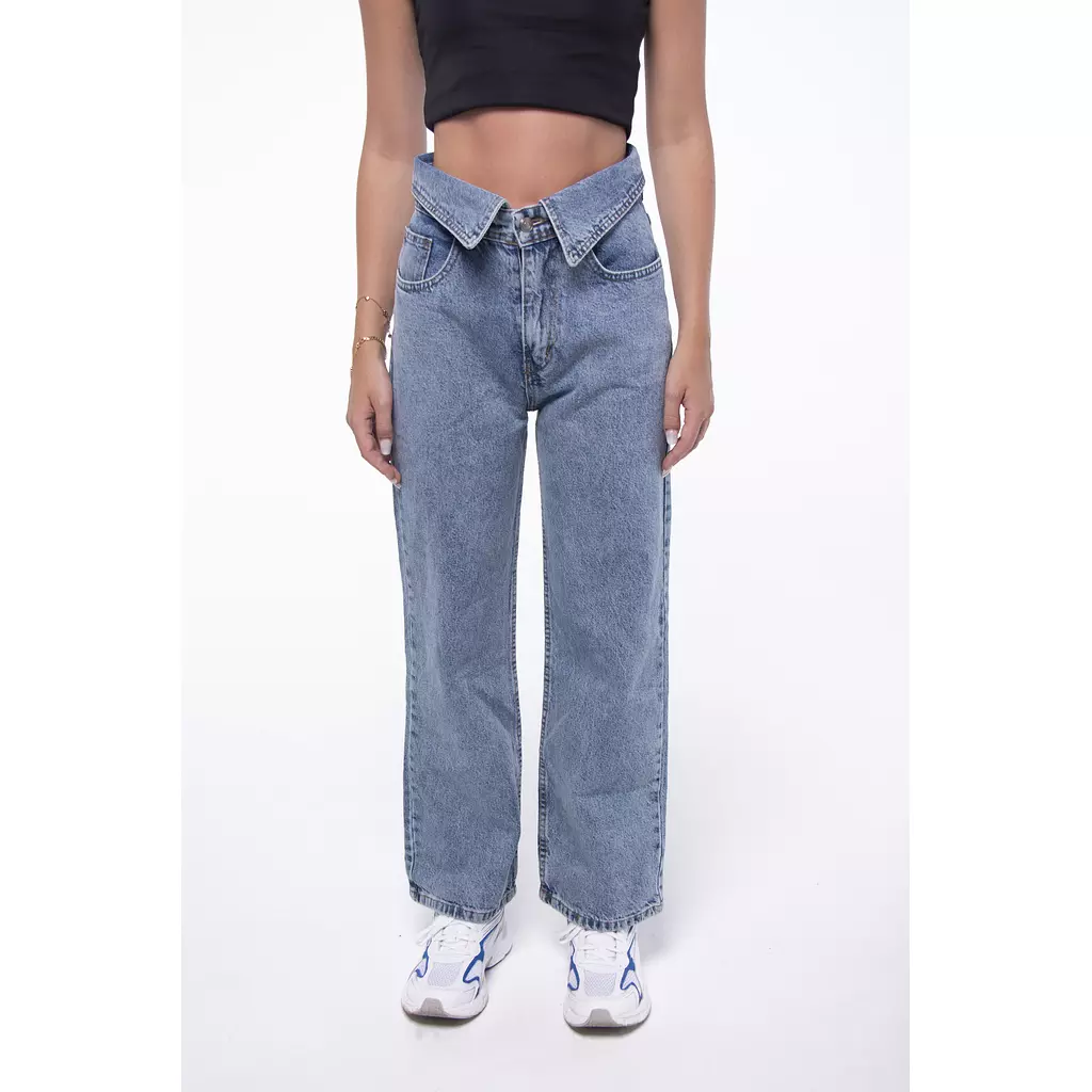 Reversed waisted jeans