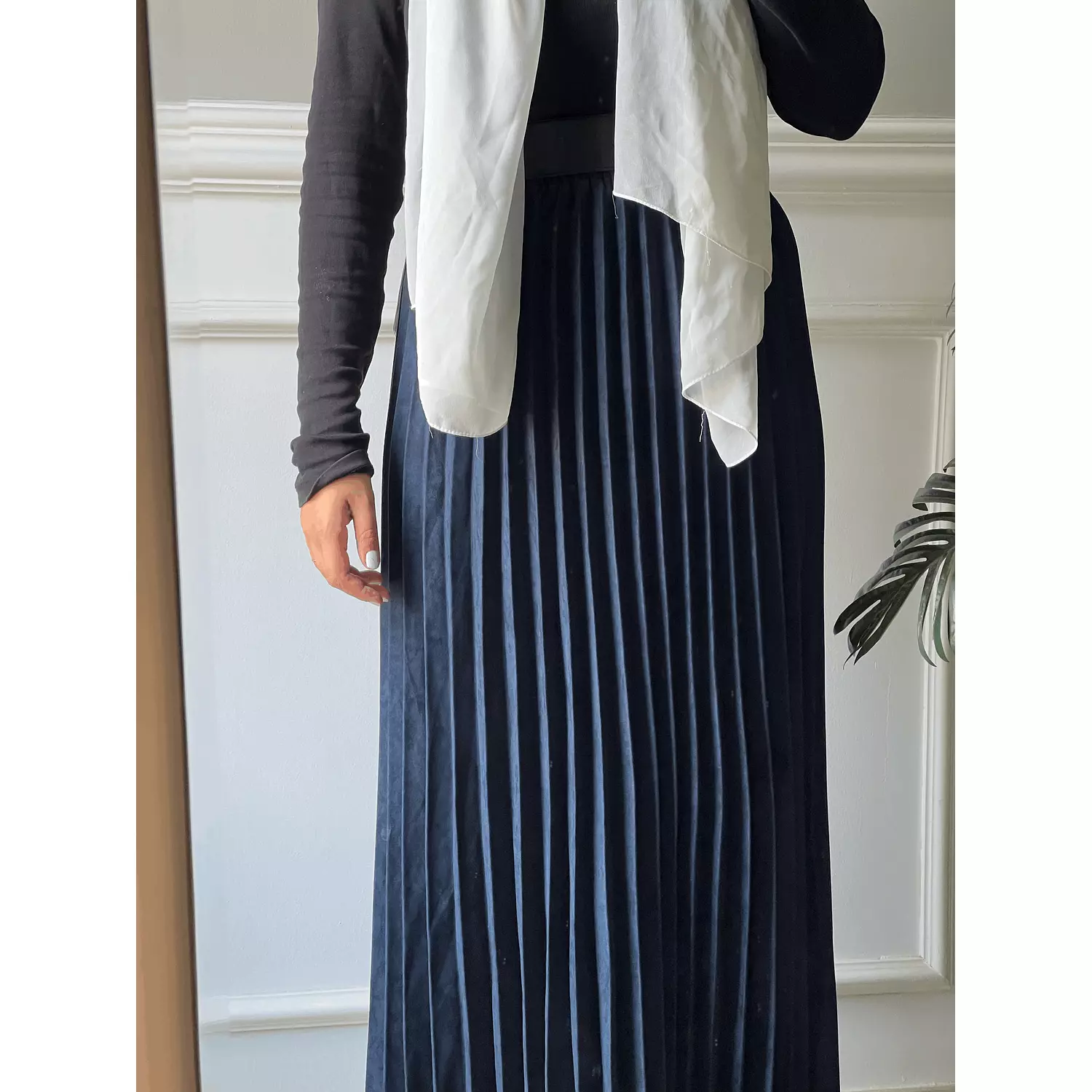 Plisse Skirt in Navy hover image