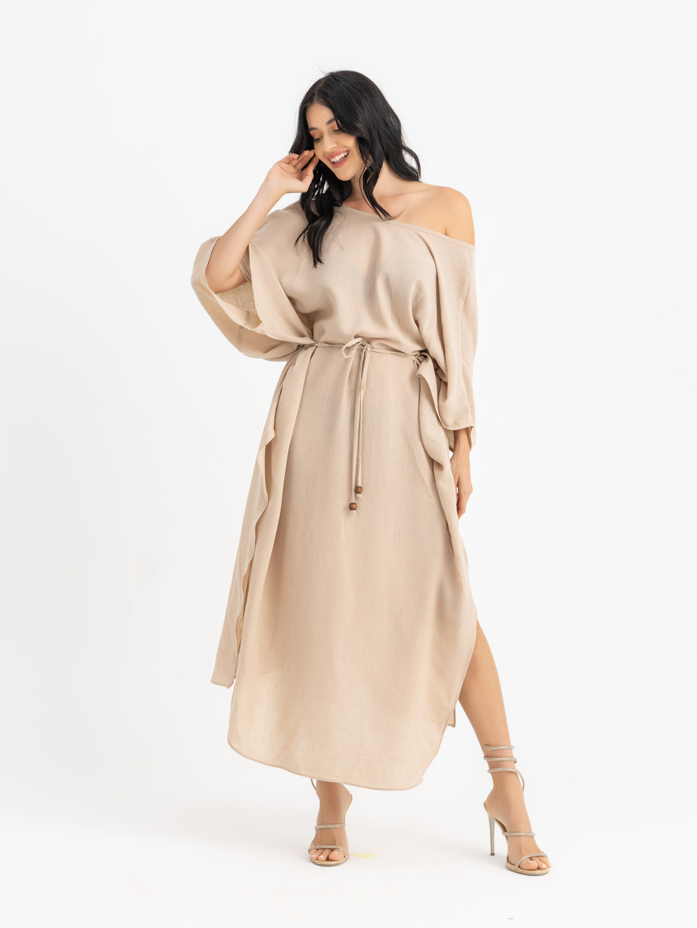 The KAMILIA gathered linen kaftan 8