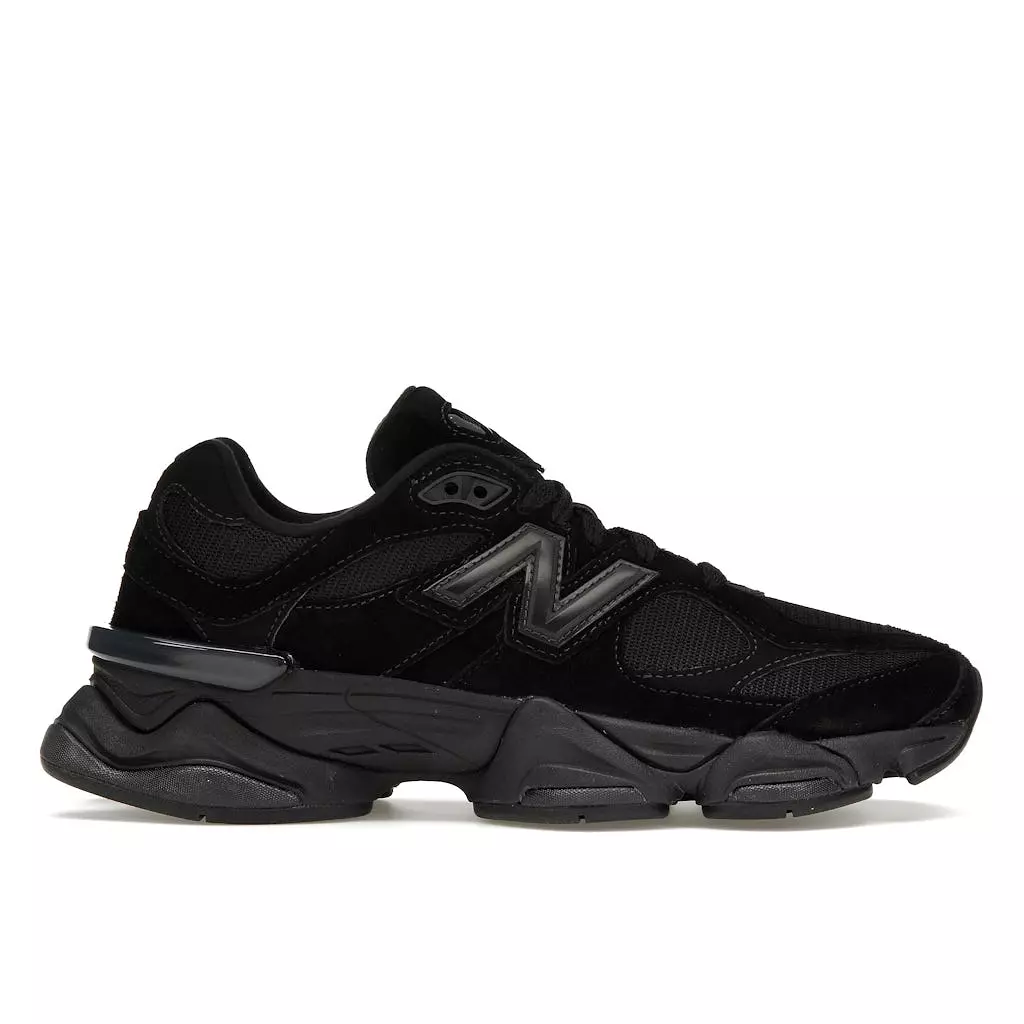 New Balance 9060 Triple Black