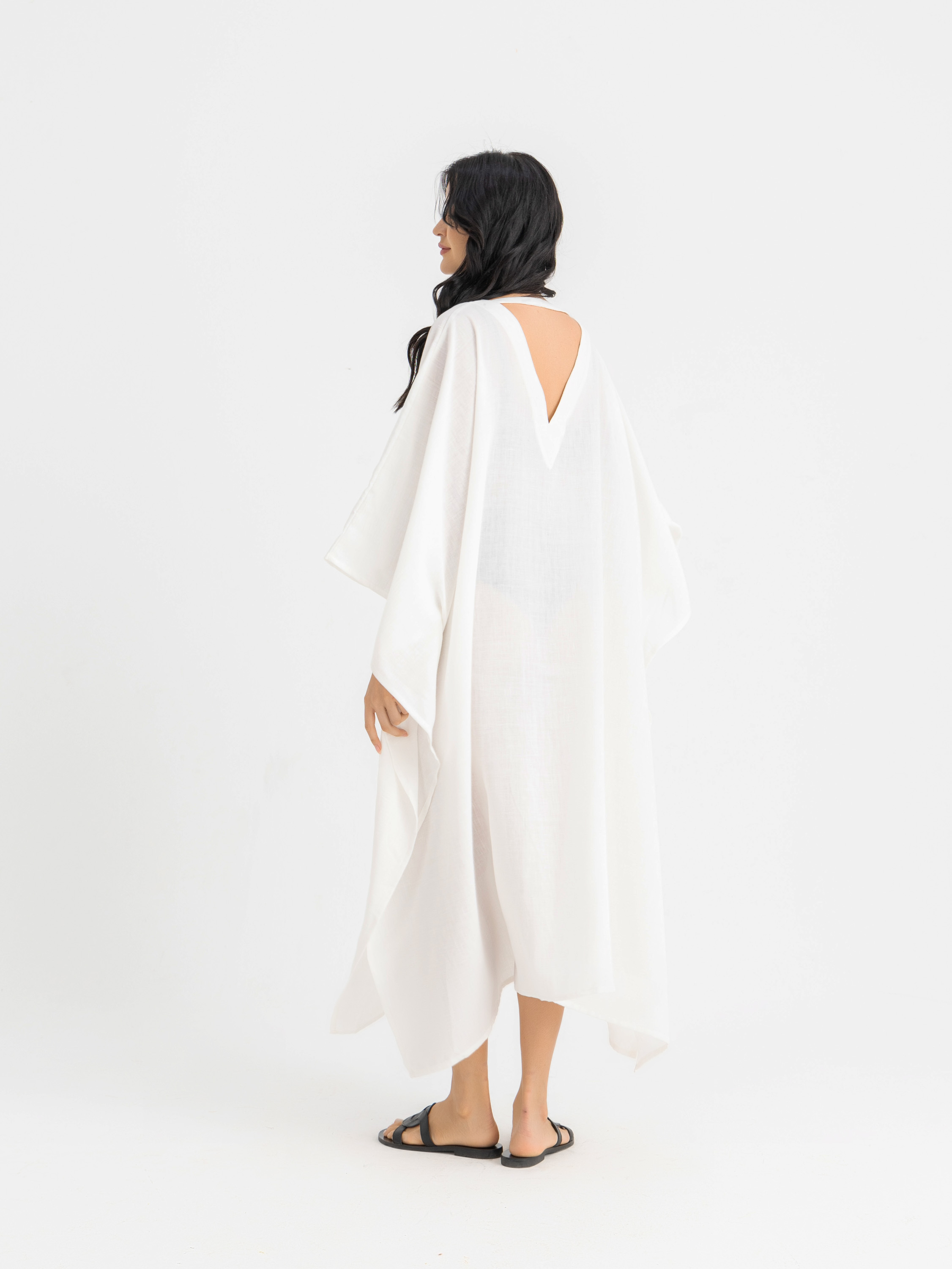 The VOUVA maxi linen kaftan  6