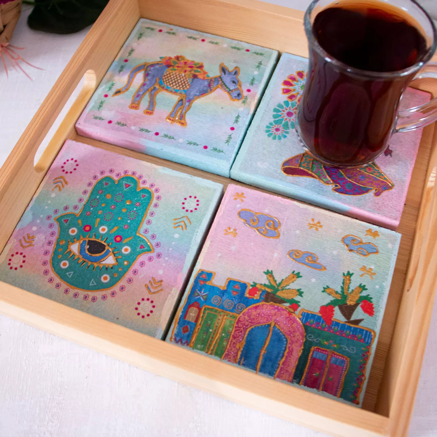 <p><strong><span style="color: rgb(10, 10, 10)">Charm of Egypt coasters wooden tray</span></strong></p>