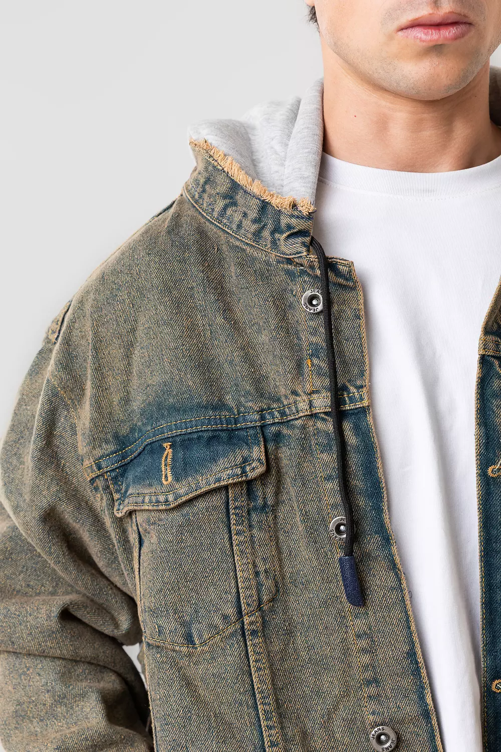 DENIM JACKET WITH JERSEY SLEEVES COVERED WITH A DENIM LAYER 13