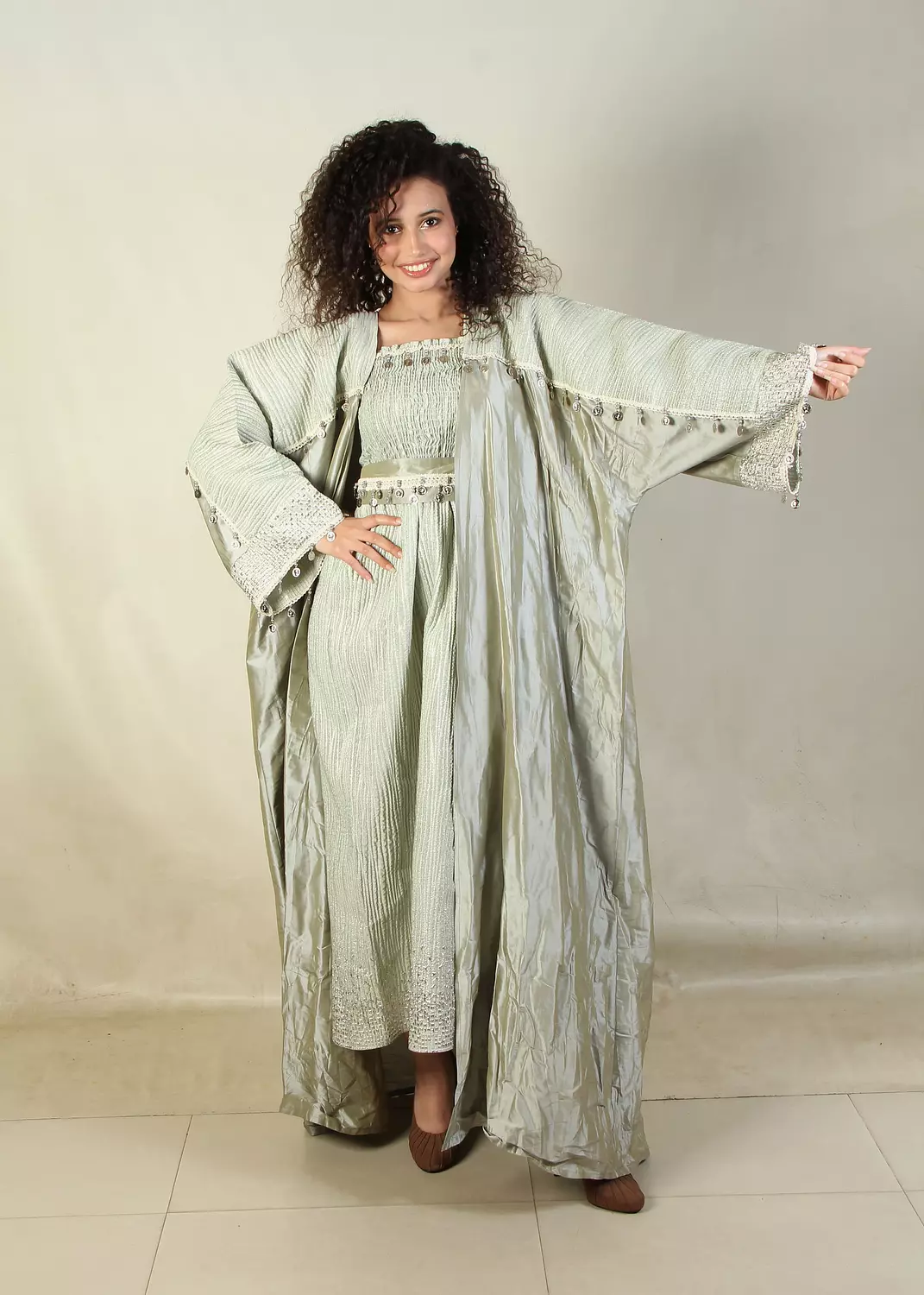 Caftan hover image
