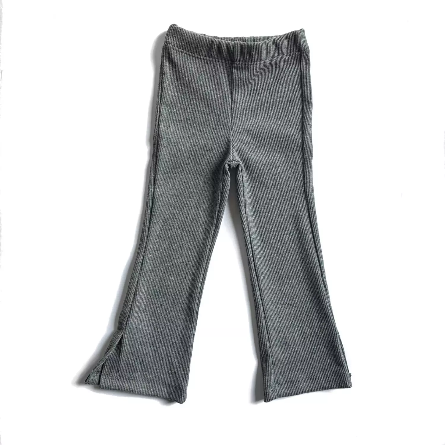 <p><strong><span style="color: rgb(93, 159, 180)">Grey Ribbed Flared Pants</span></strong></p>