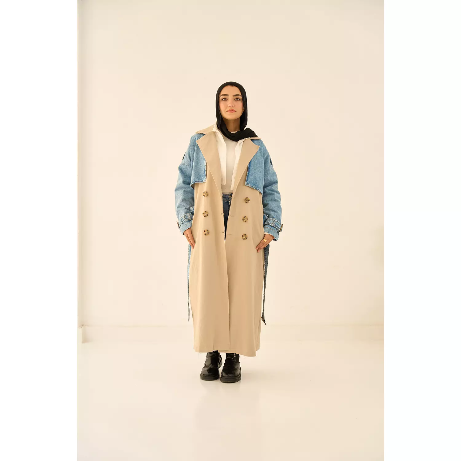 Deni-Trench Coat in beige hover image