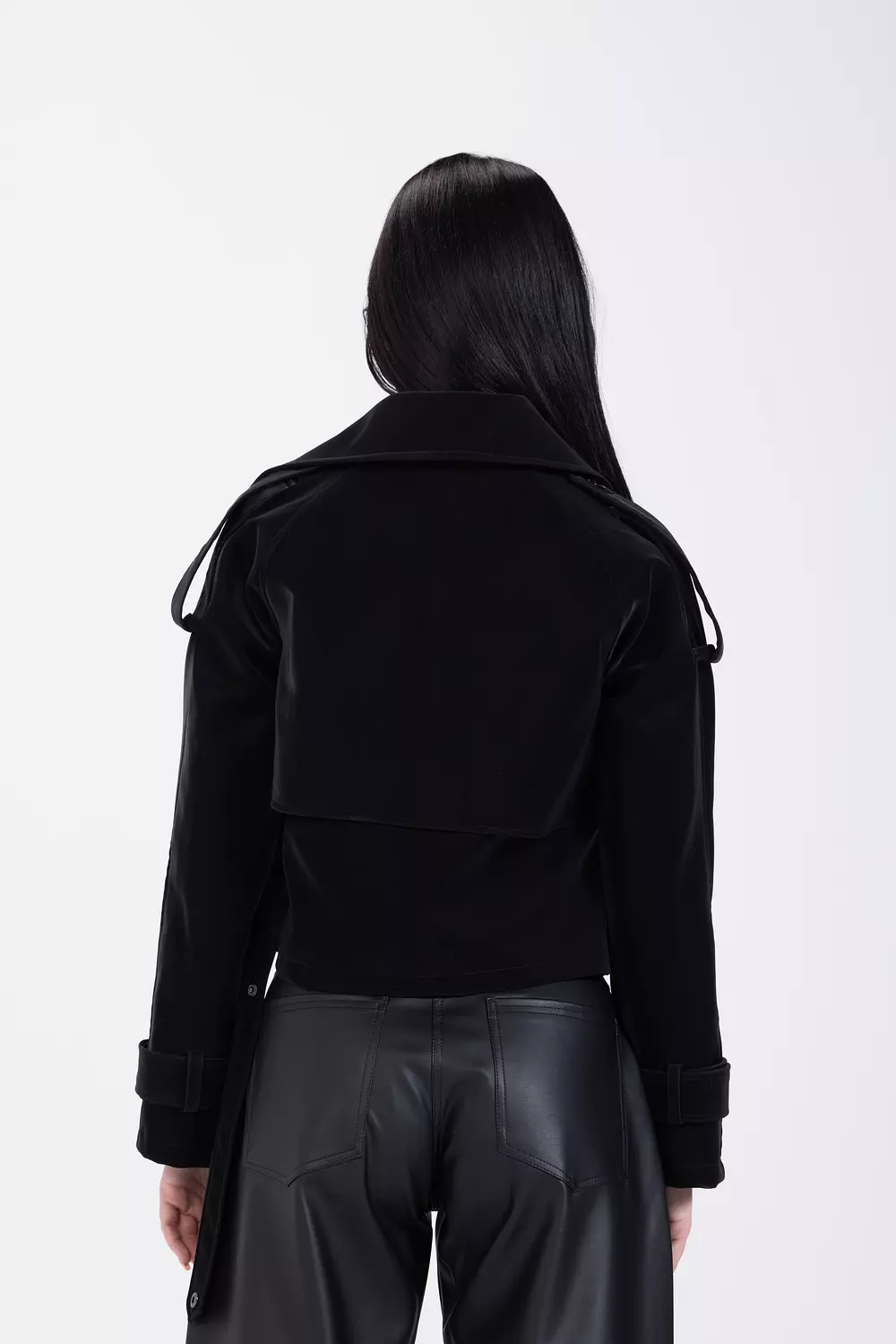 Noir Short Leather Jacket 5