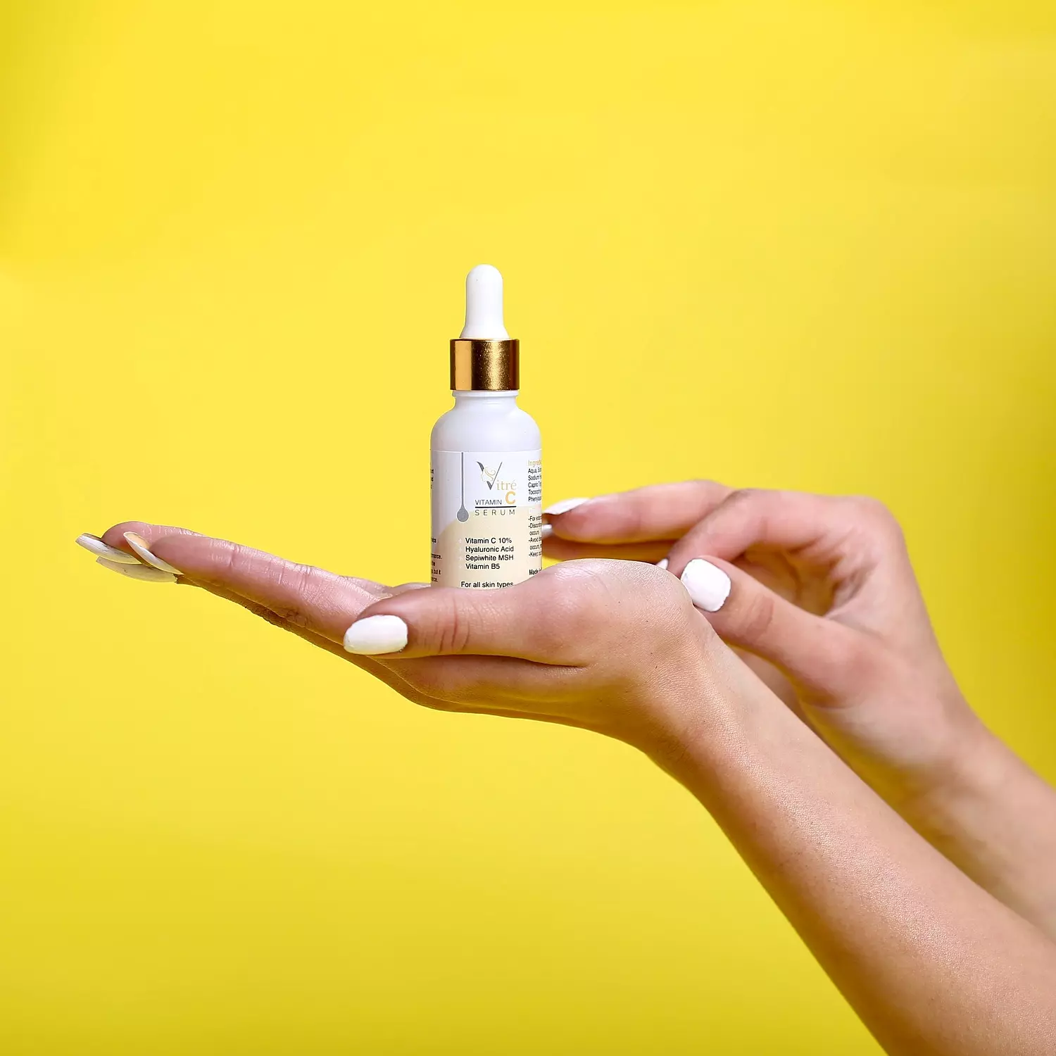 Vitré Vitamin C Serum  hover image