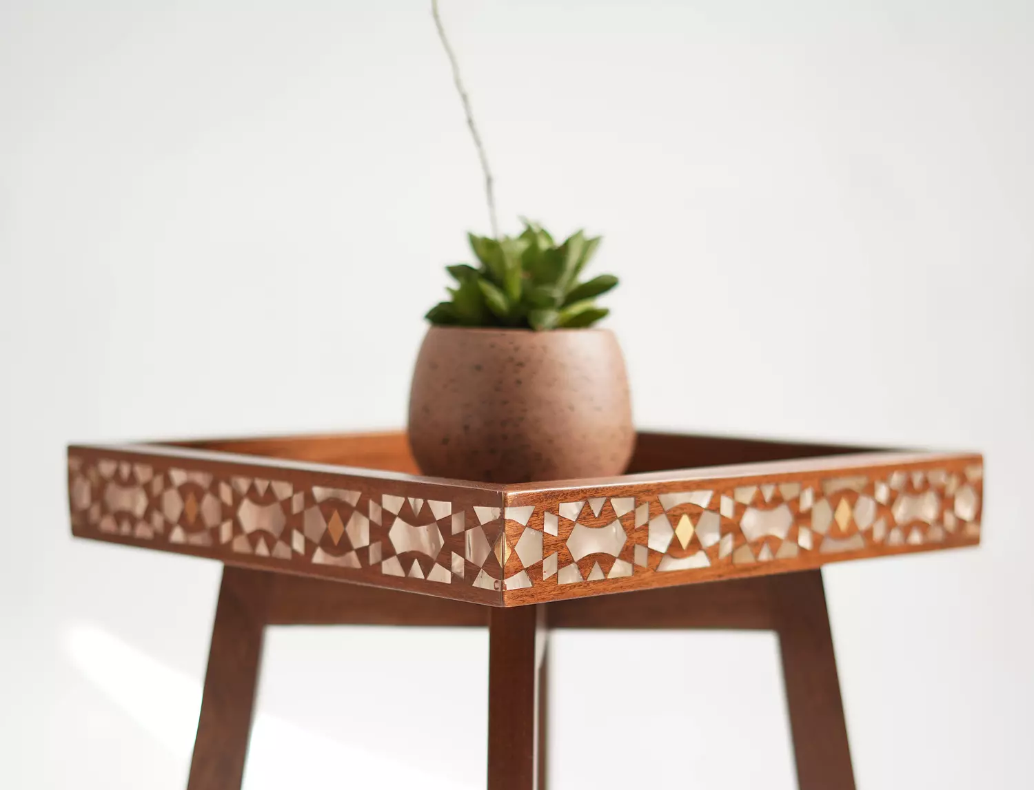Qijmas side table 2 1