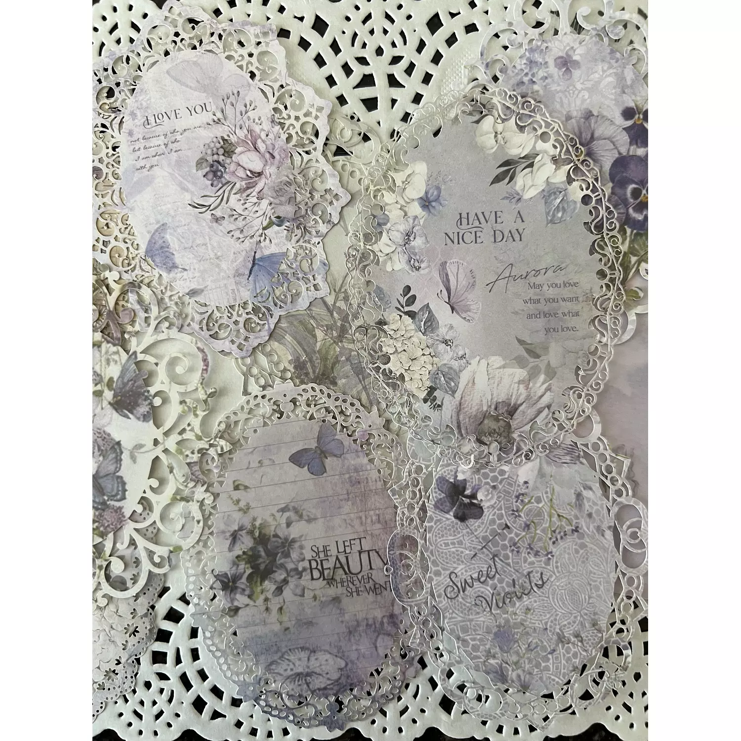 Printed Doilies  16