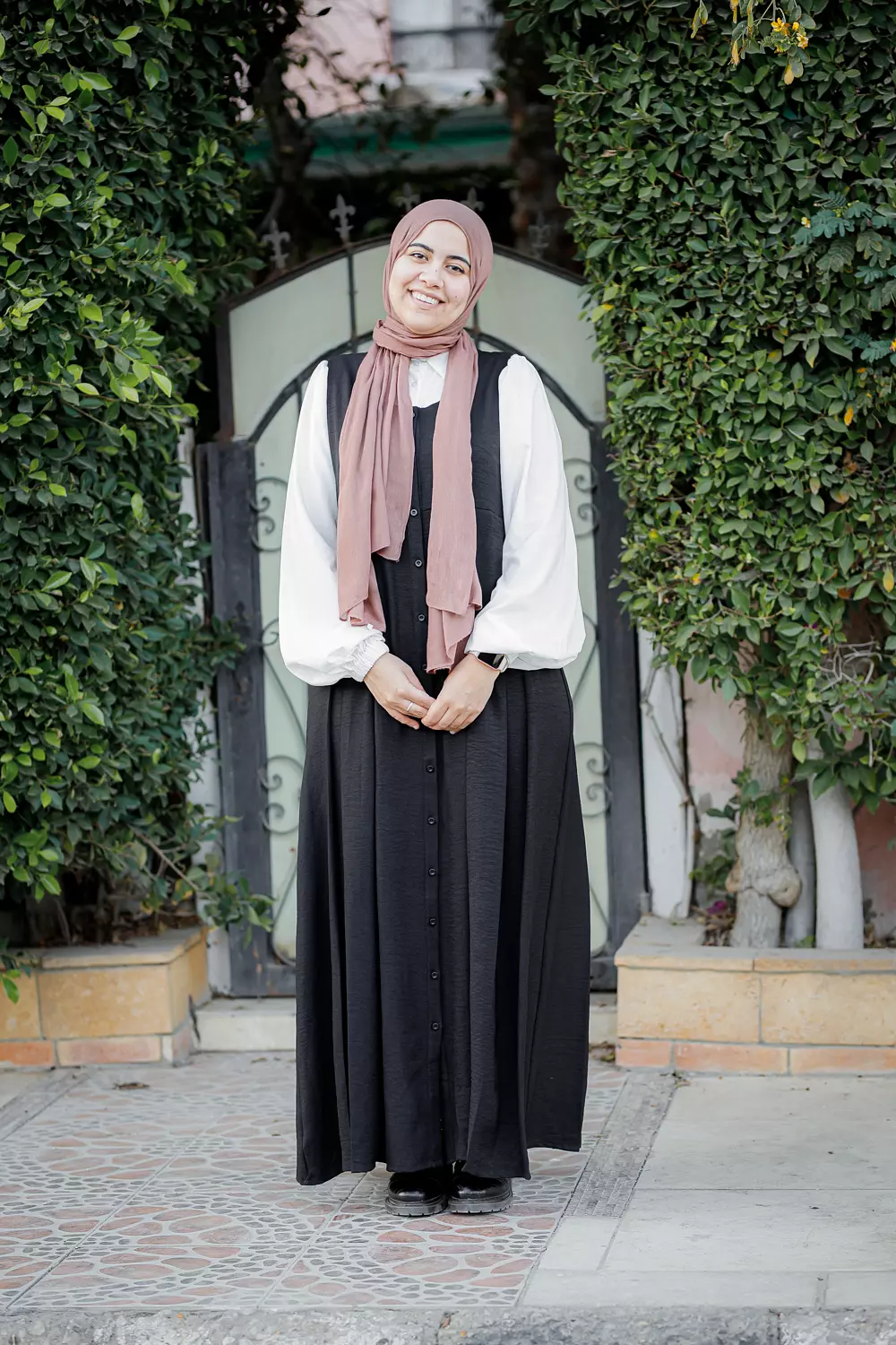 Linen Black Dress with attached White Sleeves 4