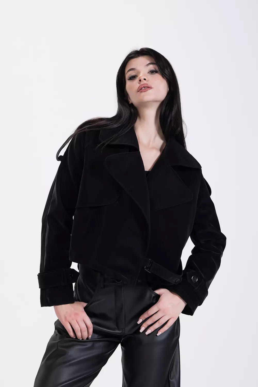 Noir Short Leather Jacket 2