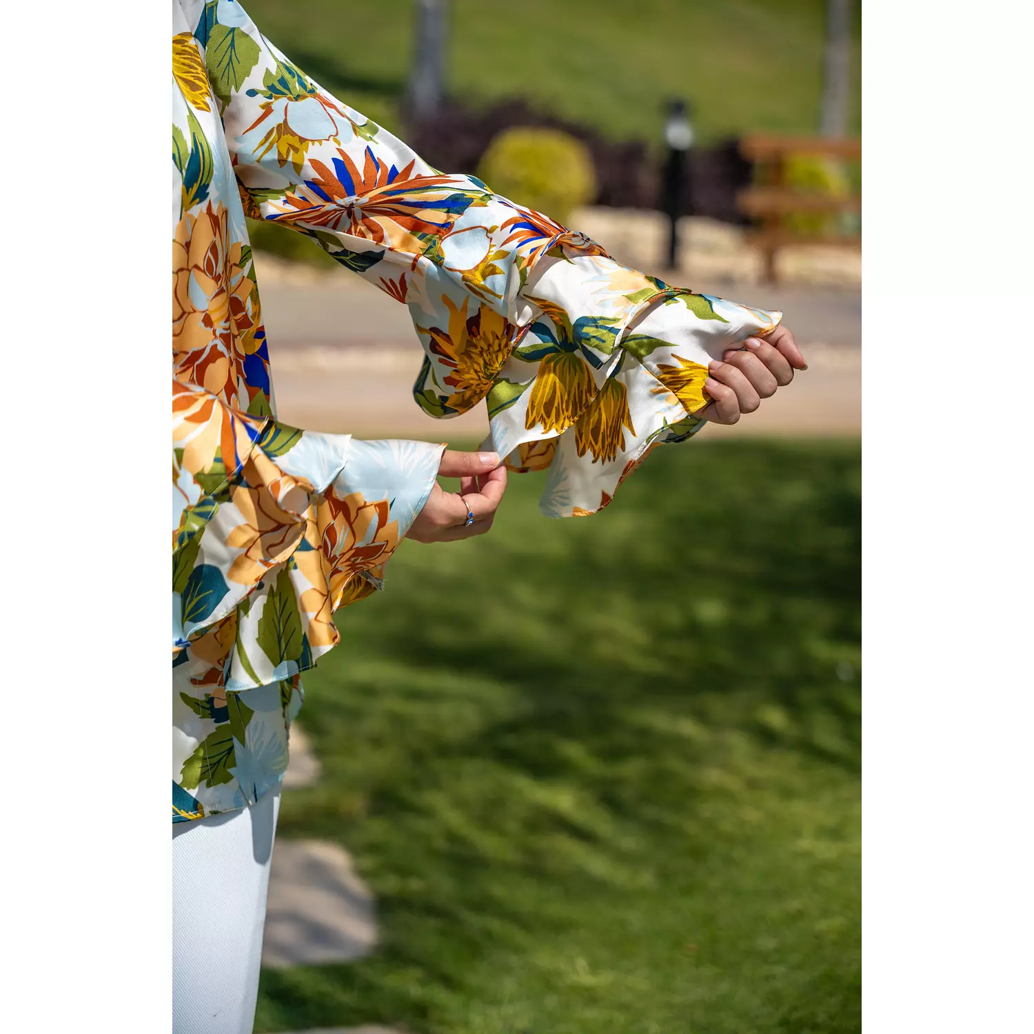 Floral ruffled blouses 3