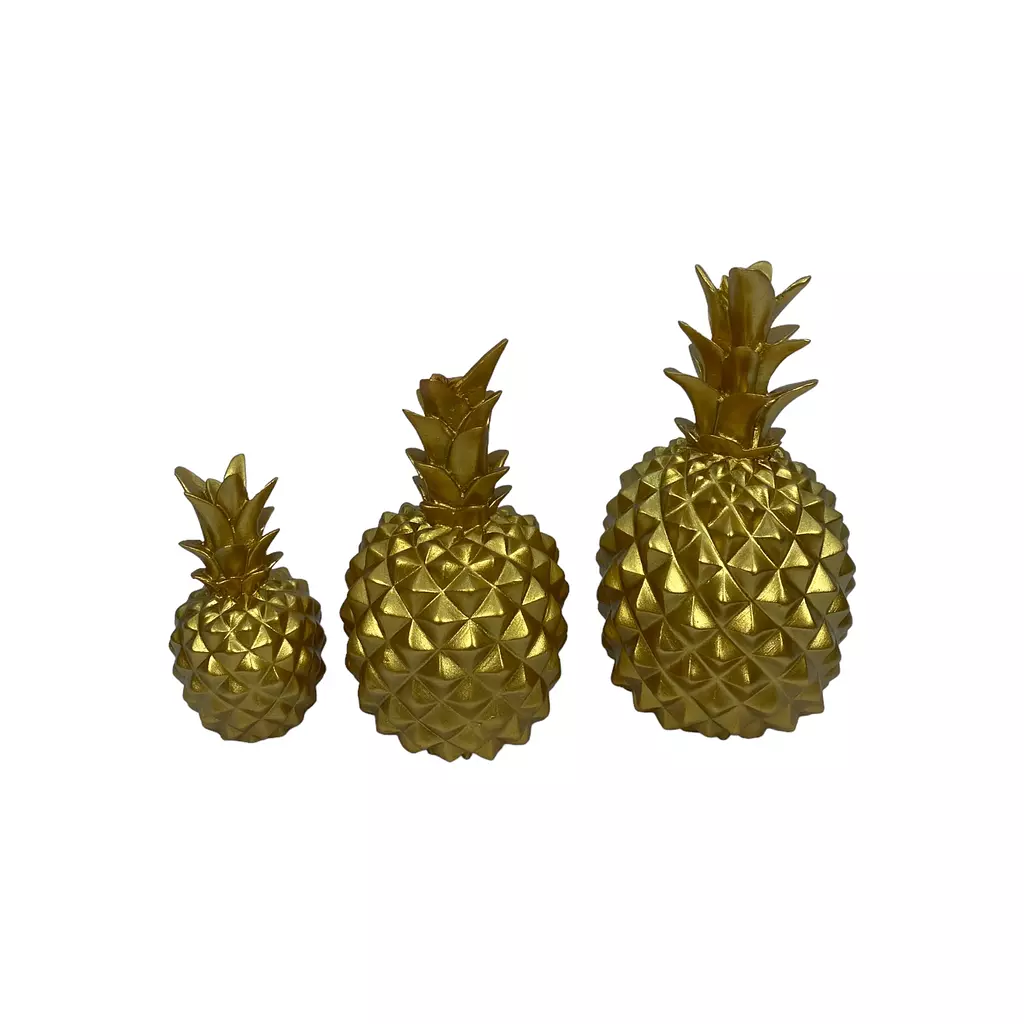 Pineapples 