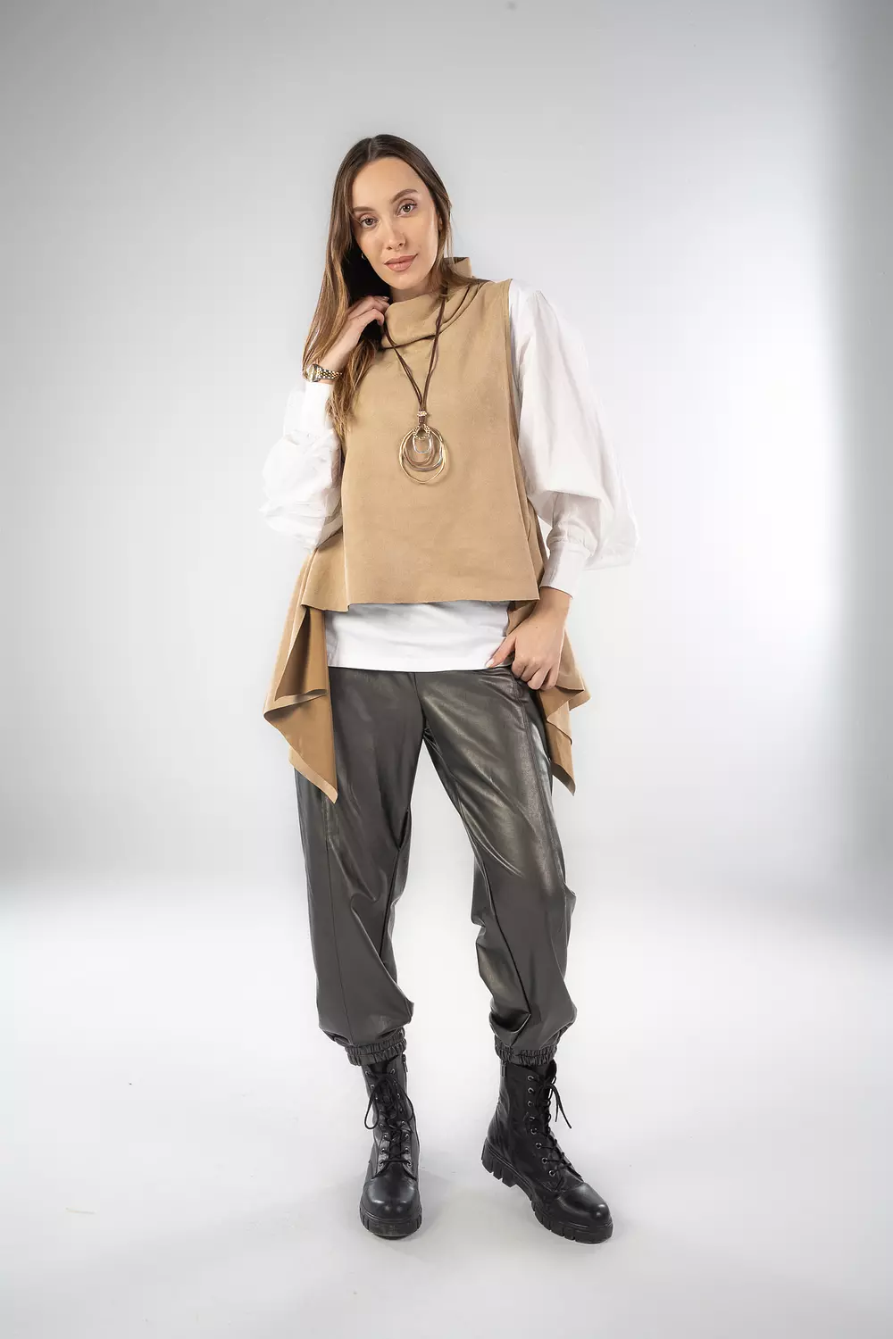 Suede beige vest hover image